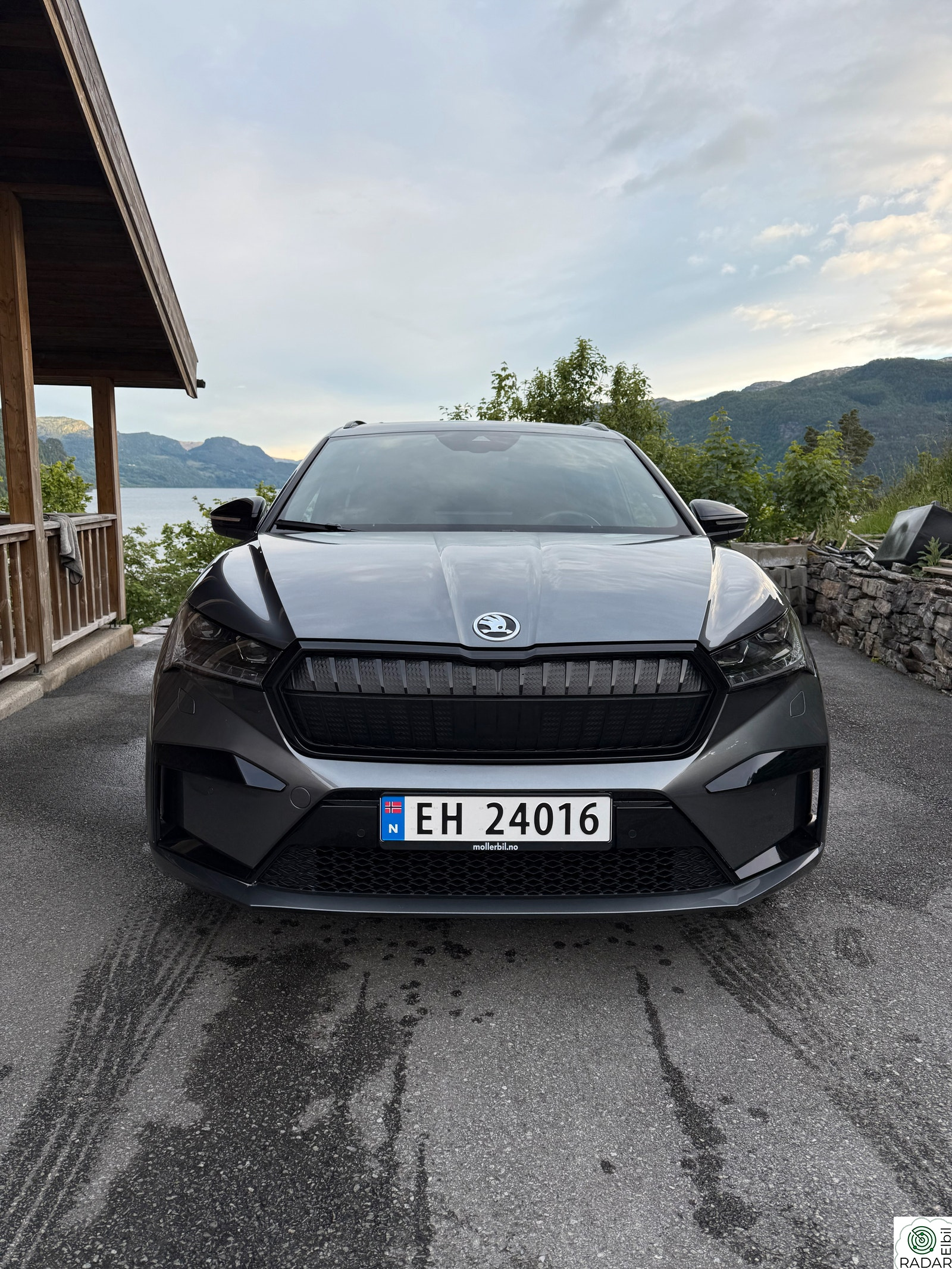 SKODA ENYAQ 80X iV80X Sportline