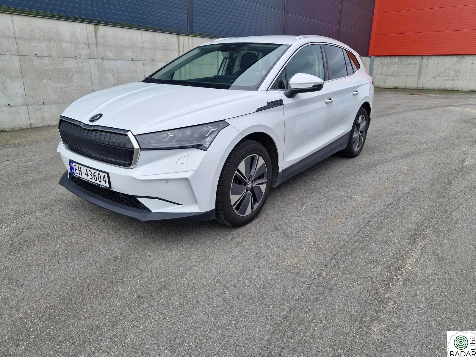 SKODA ENYAQ 80X iV80X Sportline