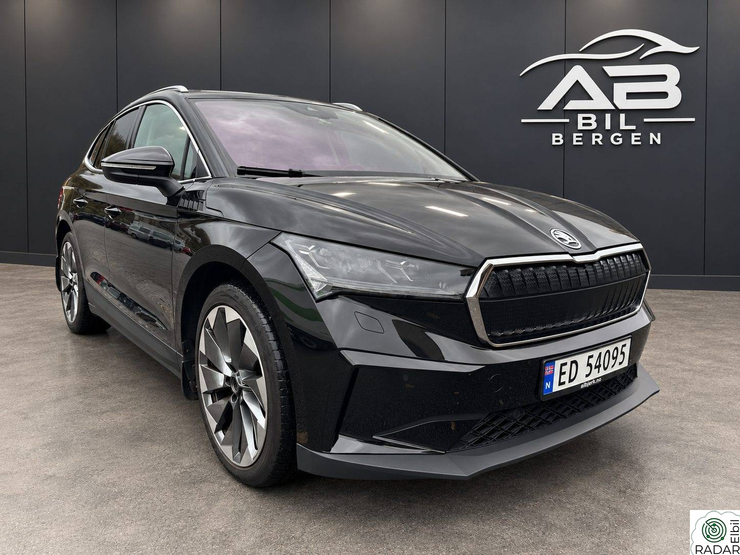 SKODA ENYAQ 80X iV 80X ecoSuite 471KM | HUD/Matrix/Krok/360Kam/Memory++