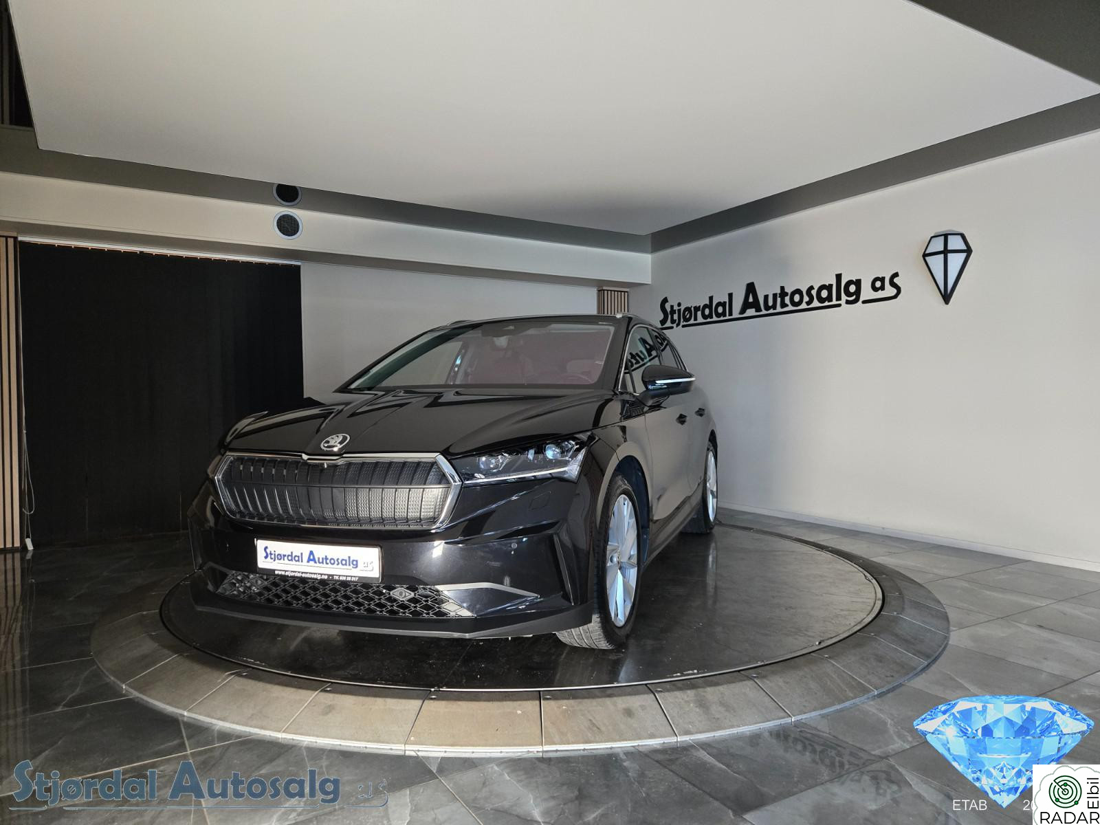 SKODA ENYAQ 80X IV80X,4x4,Skinn,Matrix,ACC,krok,kamera,Massasje,1-Eier