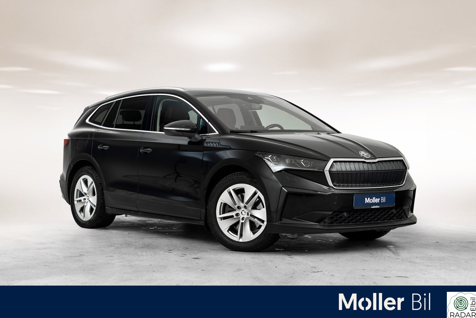 SKODA ENYAQ 80X iV80X Skinn-Hengerfeste-El.luke-Matrix-360 Ryggekamera