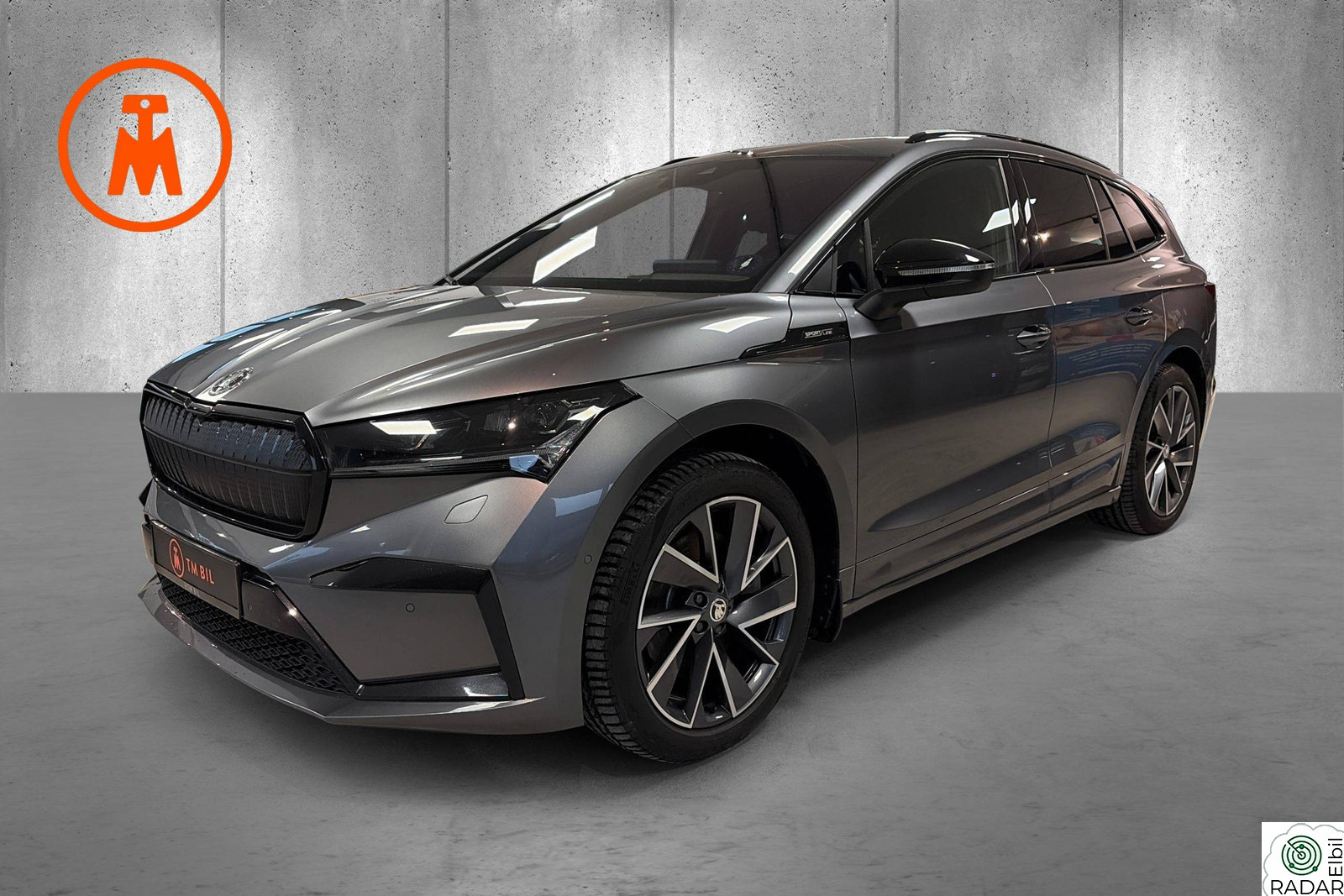 SKODA ENYAQ 80X iV 80x Sportline/Pano/ACC/HUD/Rattvarme/Kamera++