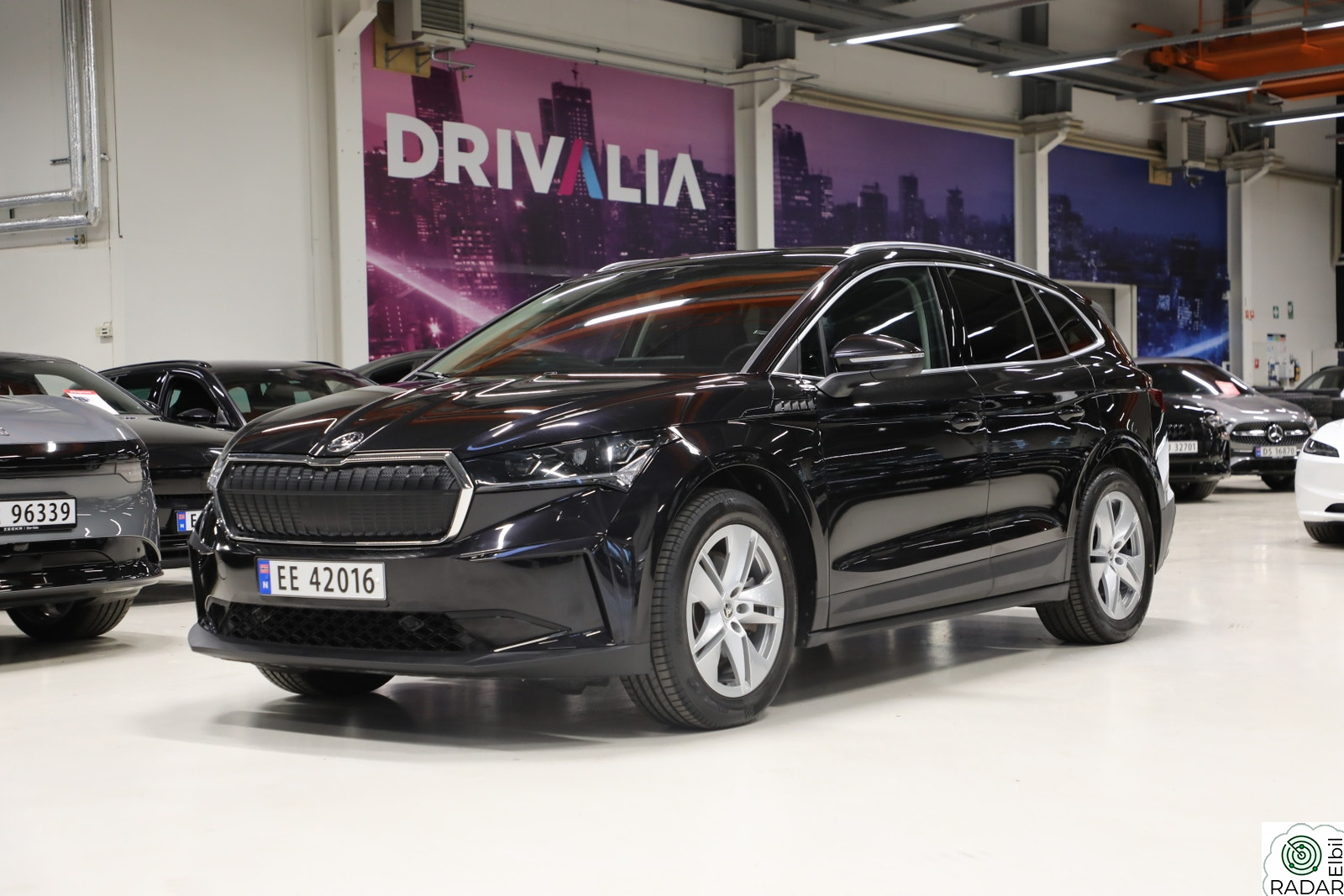 SKODA ENYAQ 80X Skoda Enyaq iV80X/Krok/Matrix/360 kamera/Acc/Keyless