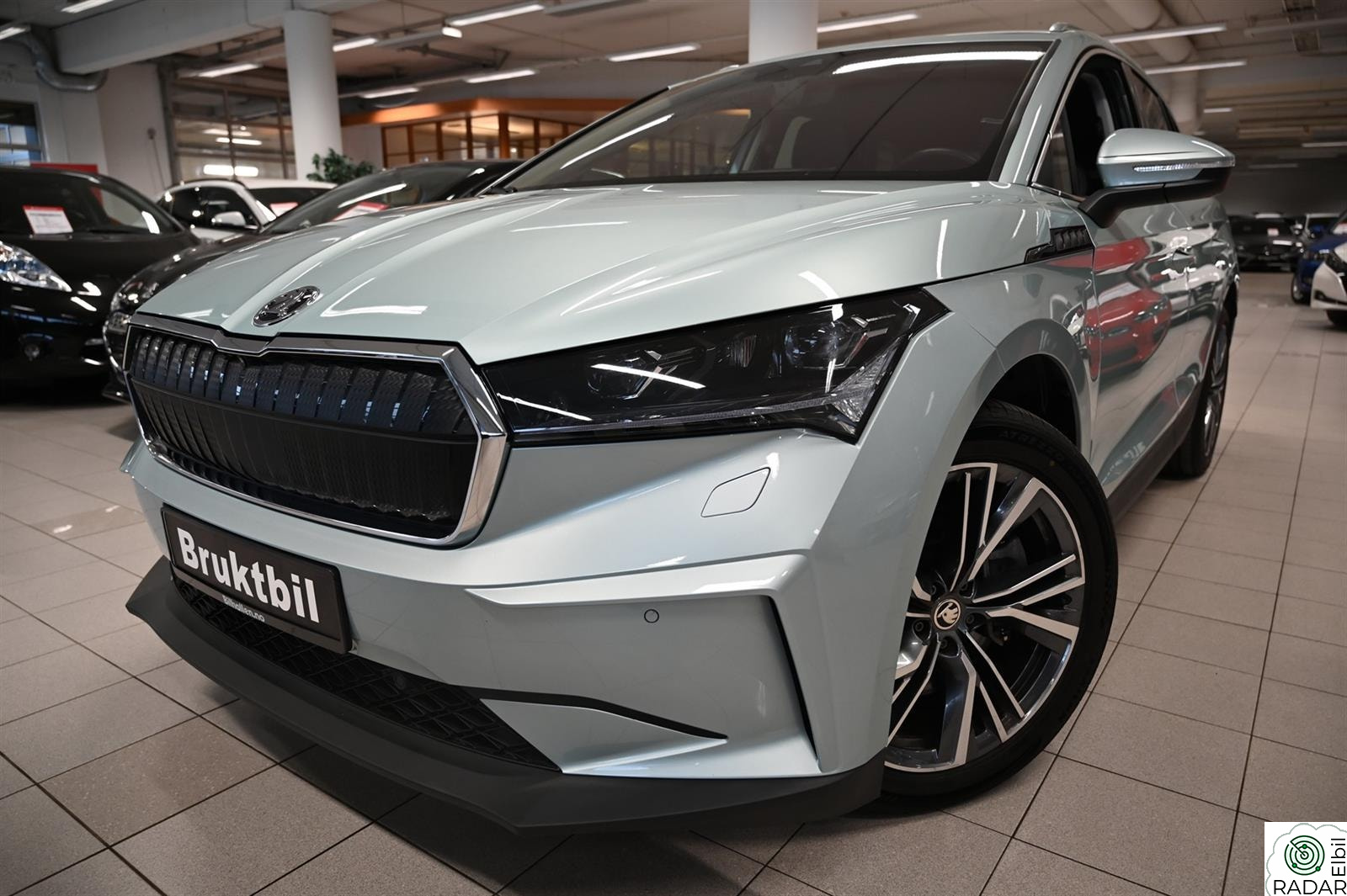 SKODA ENYAQ 80X iV80X 4X4 LAV KM m/Skinn/360/Garanti++