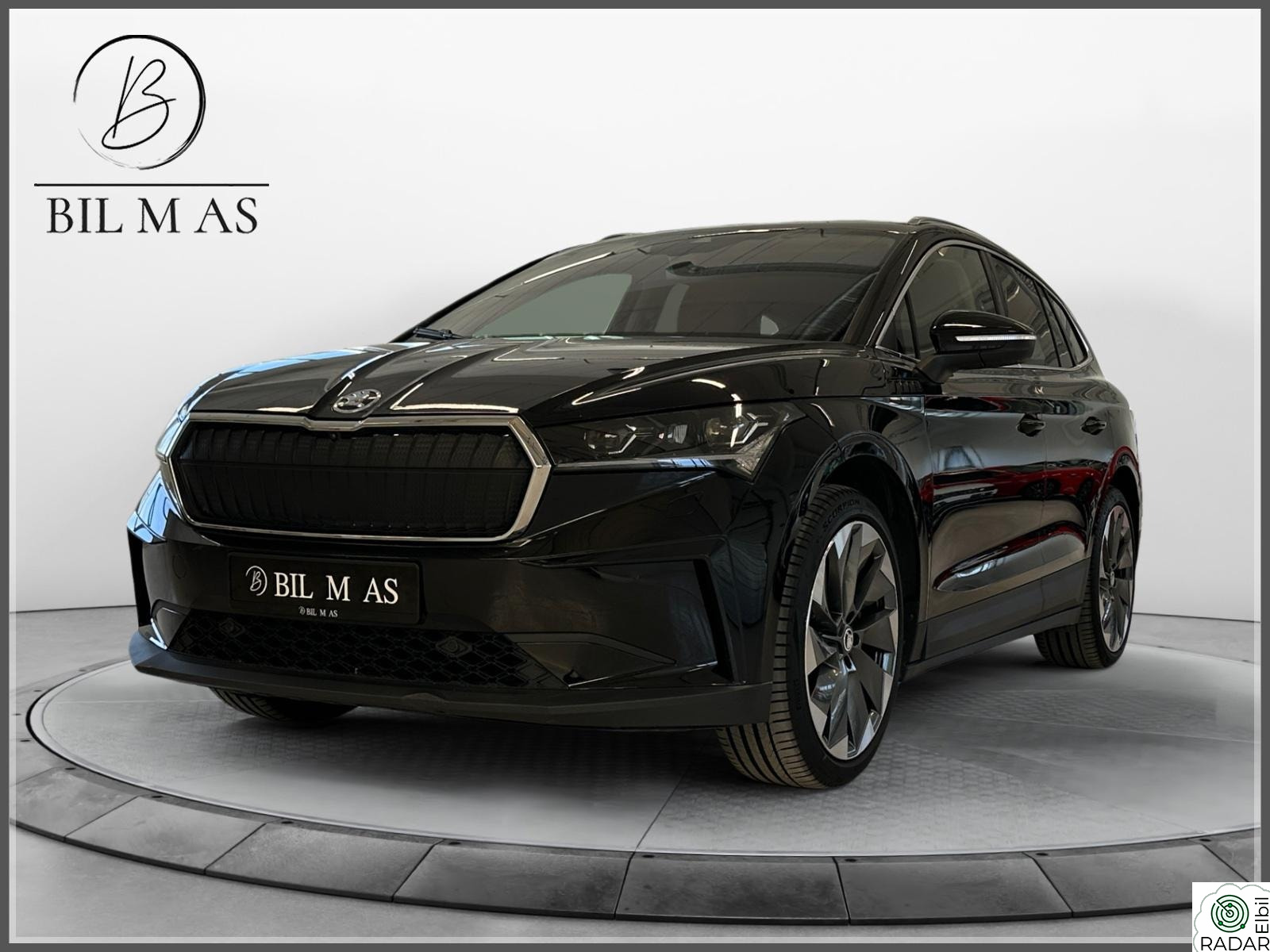 SKODA ENYAQ 80X iV80X AWD Panorama Skinn ACC Matrix H.Feste