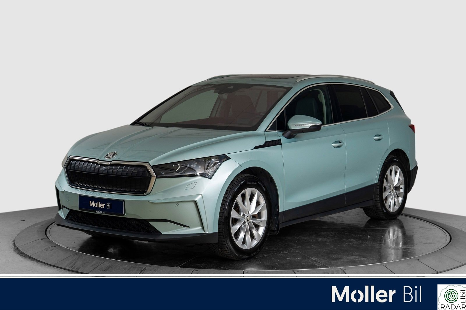 SKODA ENYAQ 80X iv 80x - R.Kam, Pano, HUD, Matrix, Krok