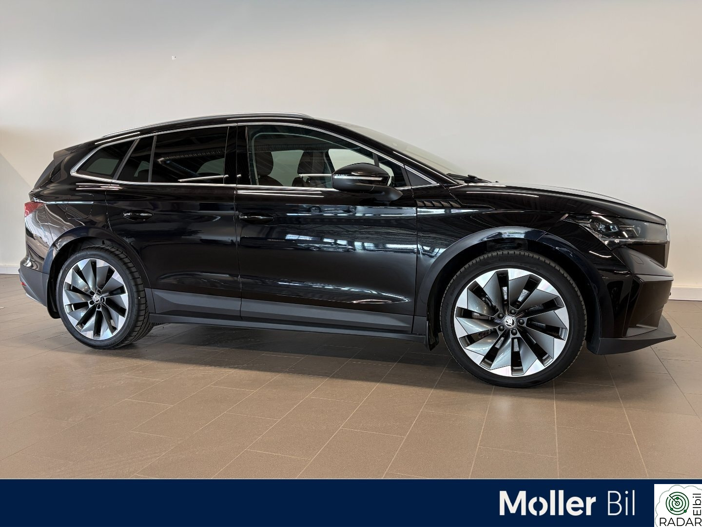 SKODA ENYAQ 80X IV 80x Skinn/El.førersete/Panorama/H.feste