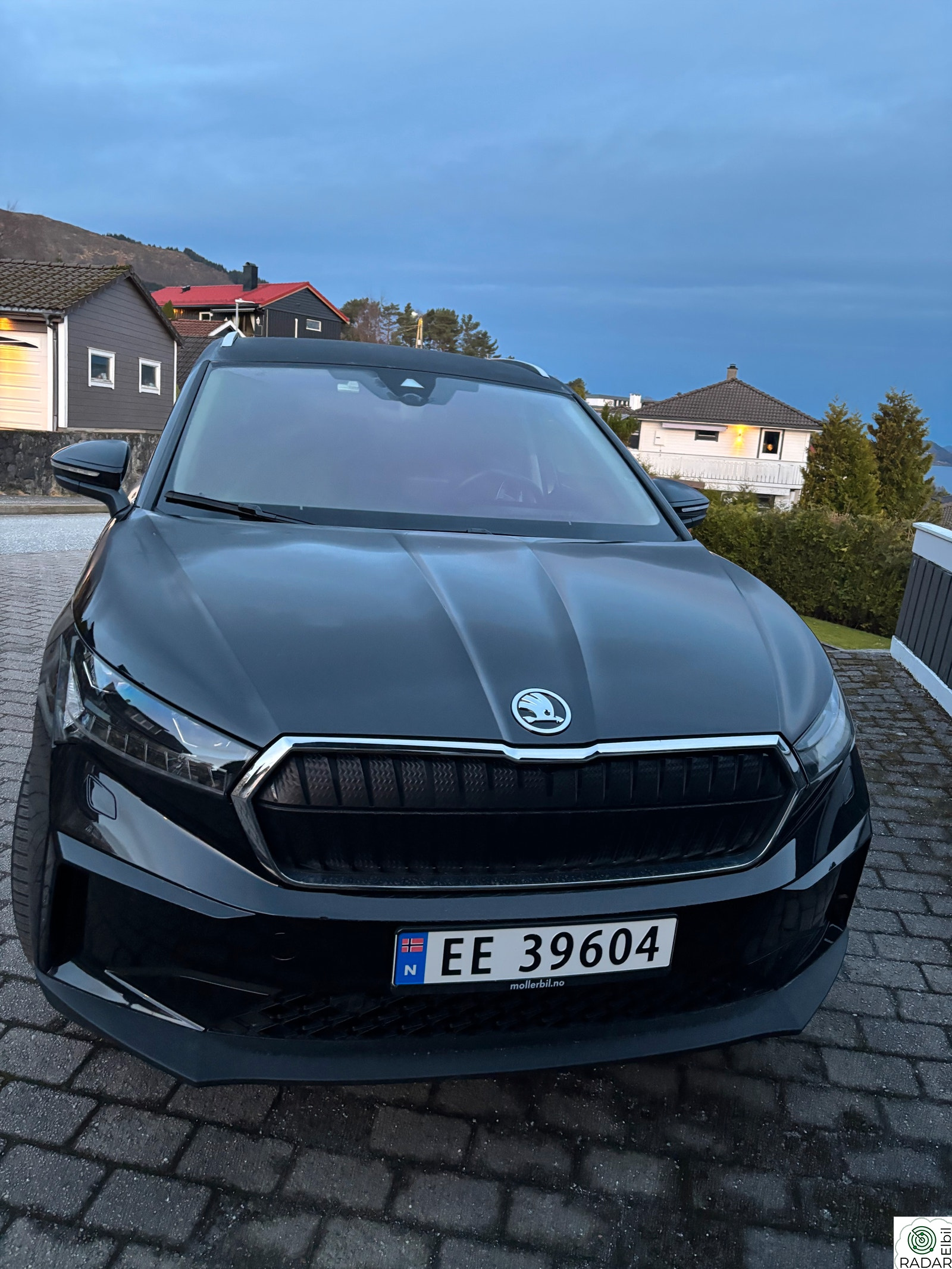SKODA ENYAQ 80X IV 80 X Suite,/Krok/Head Up/21 /El.bakl/Norsk/Matrix