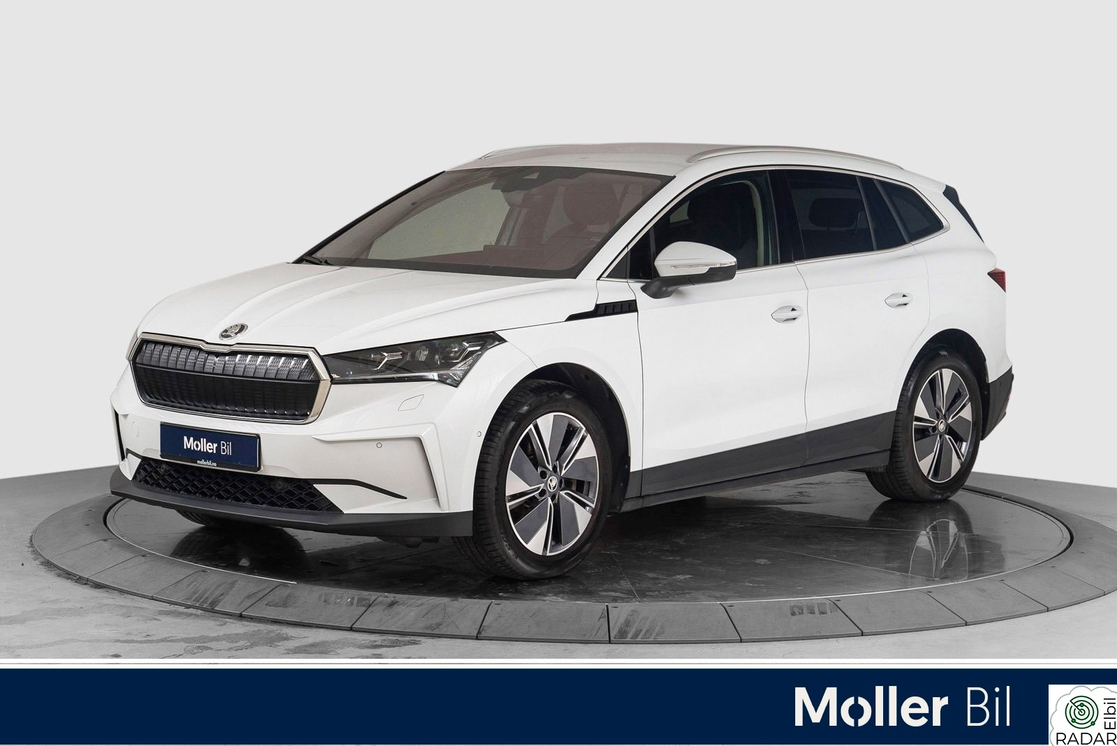 SKODA ENYAQ 80X iv 80x - R.Kam, Matrix, Krok, KESSY, Navi