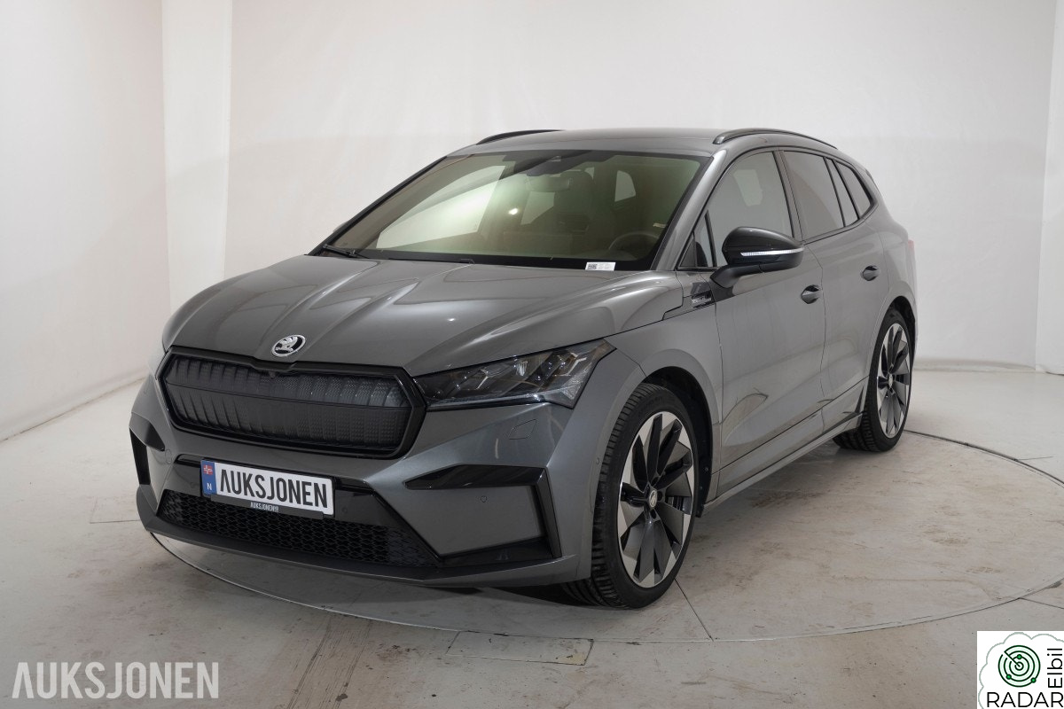 SKODA ENYAQ 80X iV80X 4X4 HENGERFESTE ACC MATRIX KAMERA PARKASSIST