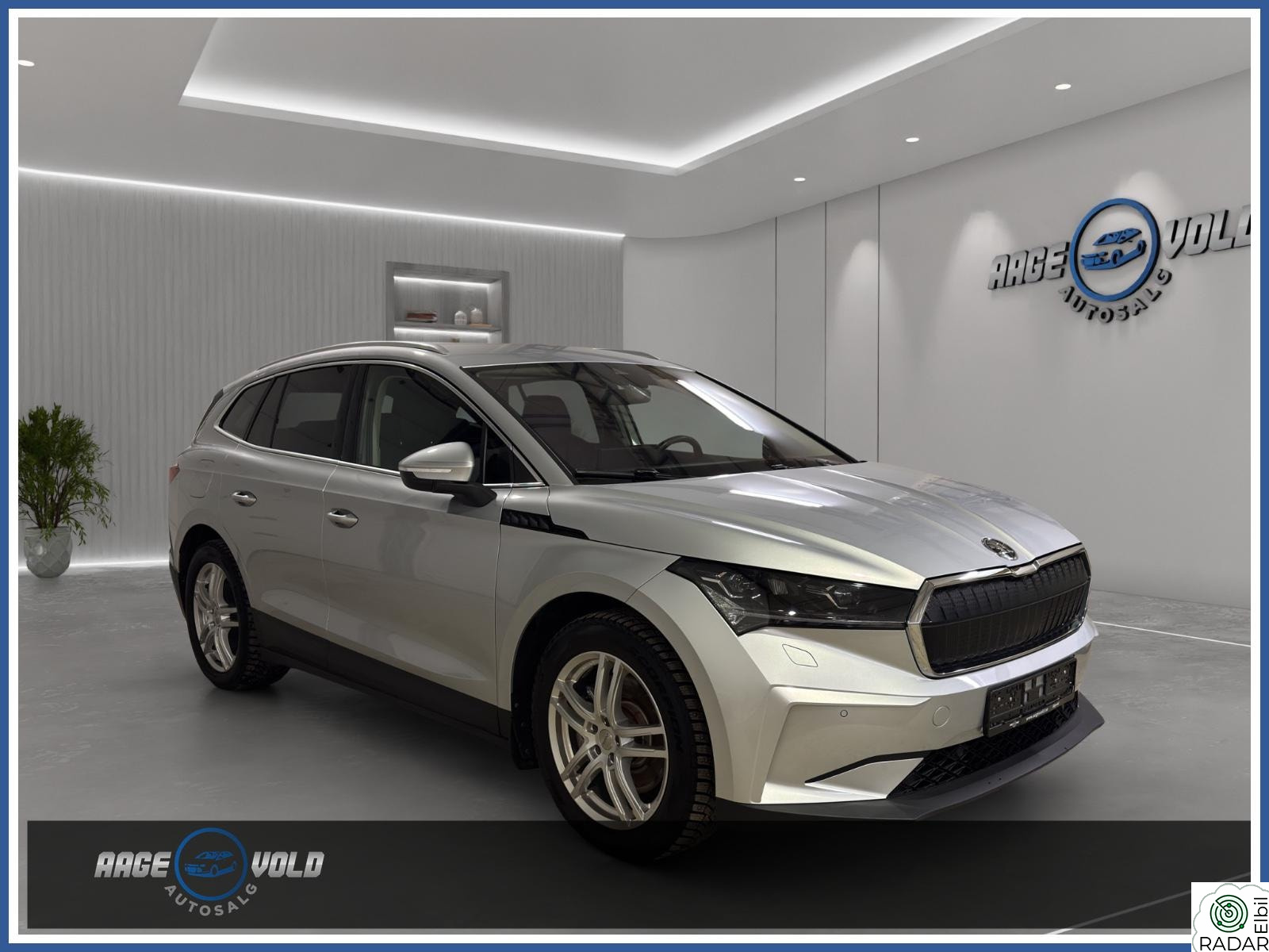 SKODA ENYAQ 80X 80X - 4WD - "SUITE" - Helskinn - Matrix - ACC - Krok -