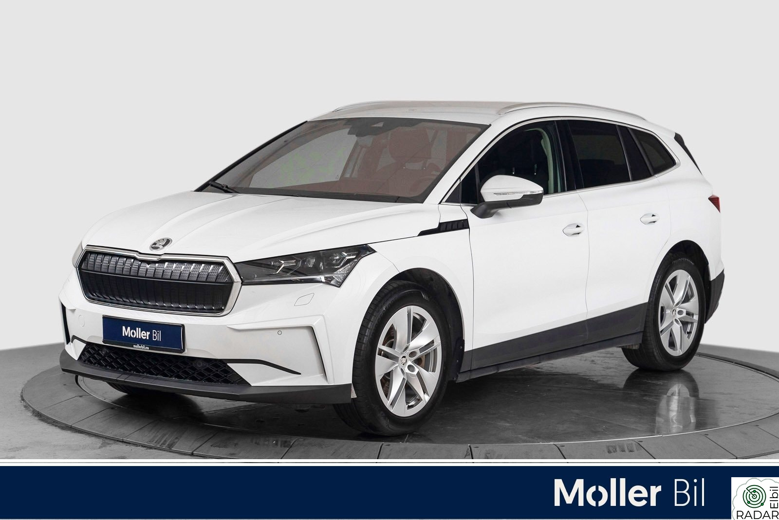 SKODA ENYAQ 80X iv 80x - R.Kam, Matrix, Krok, KESSY, Navi
