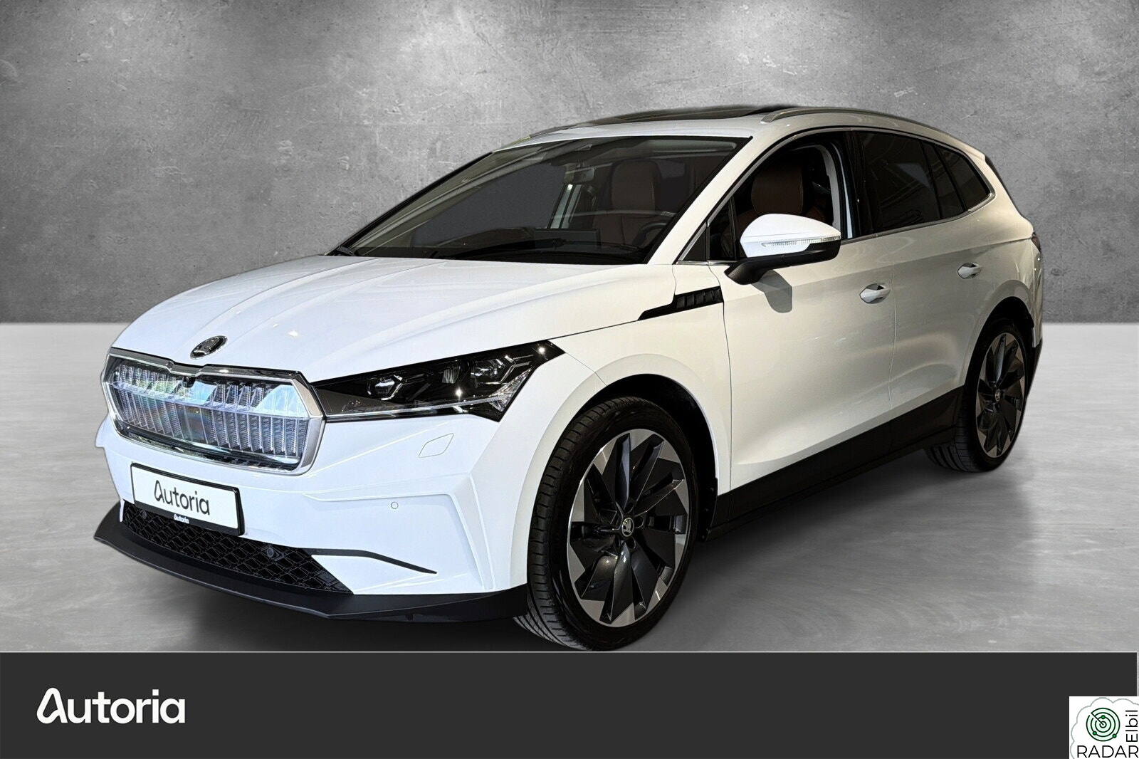 SKODA ENYAQ 80X IV80x/matrix/krok/skinn/pano.tak/360kamera++