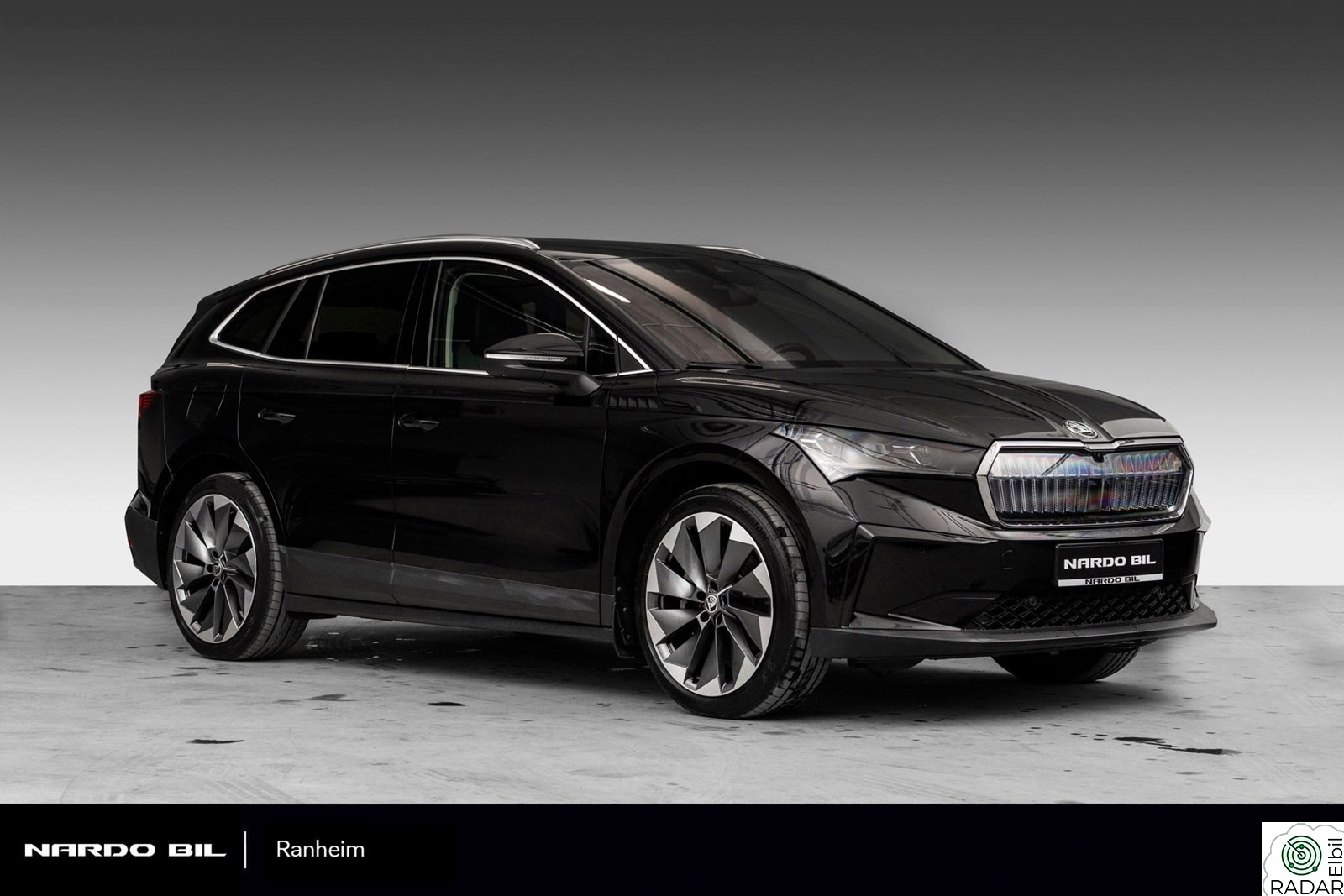 SKODA ENYAQ 80X iV80x/Matrix/Krok/R.kamera/Keyless
