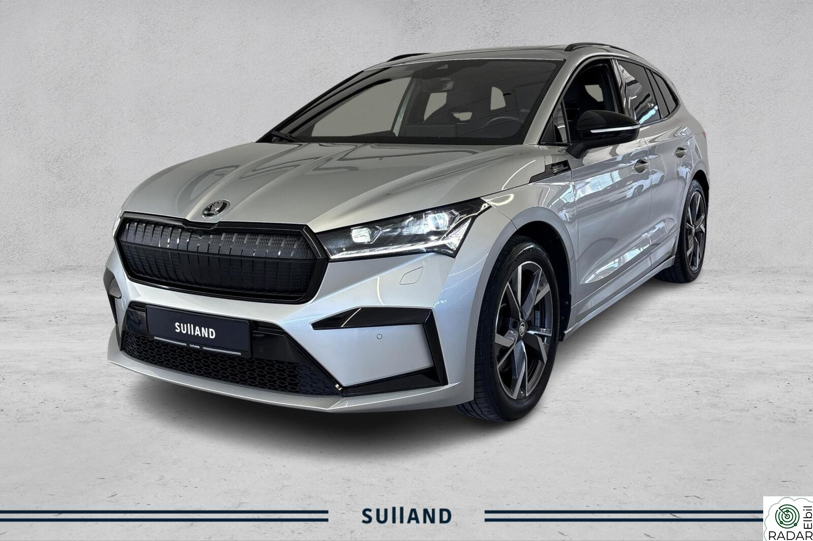SKODA ENYAQ 80X 80x Sportline El.sete Panoramatak H-feste R-kamera ++
