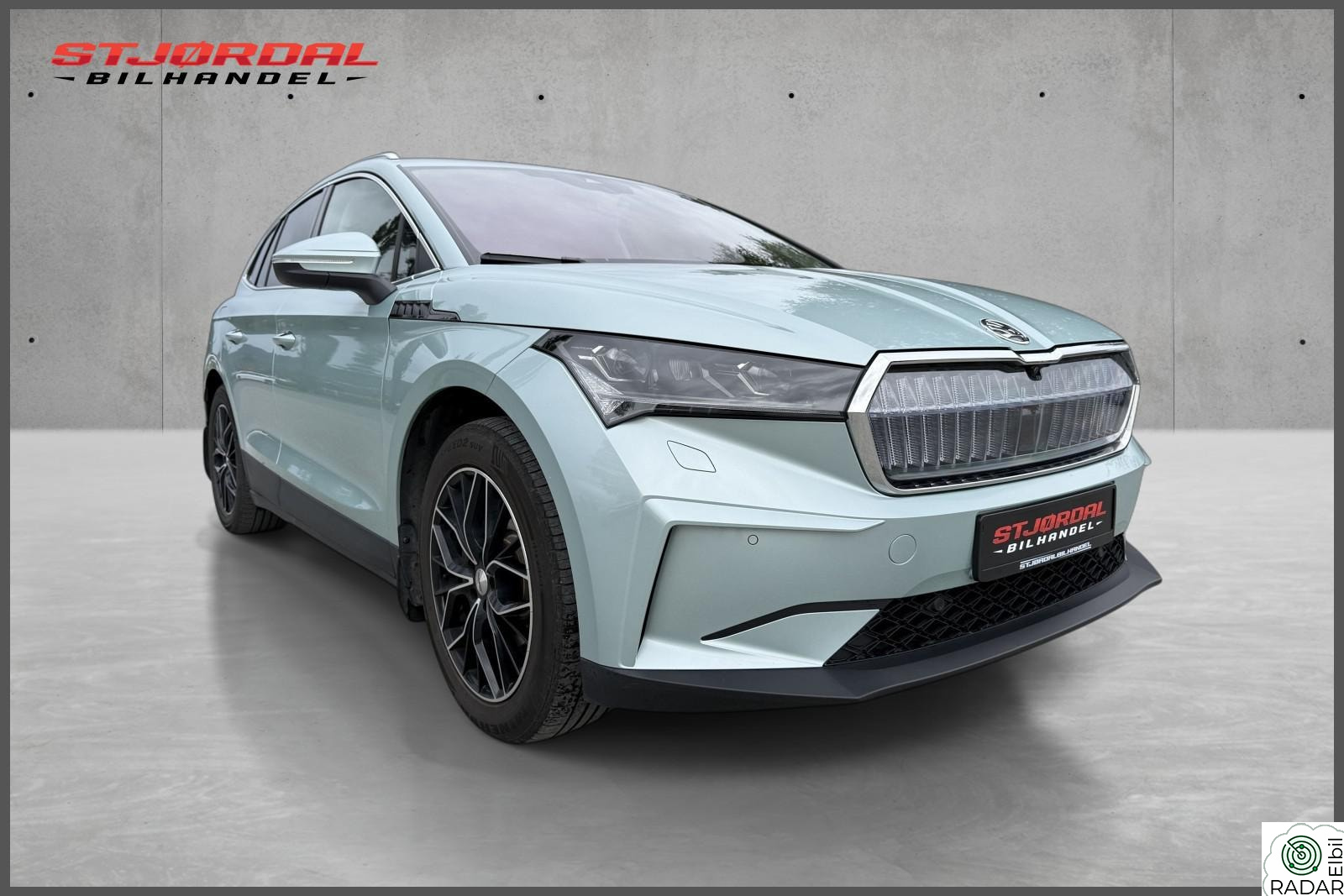 SKODA ENYAQ 80X IV80X // Crystalface