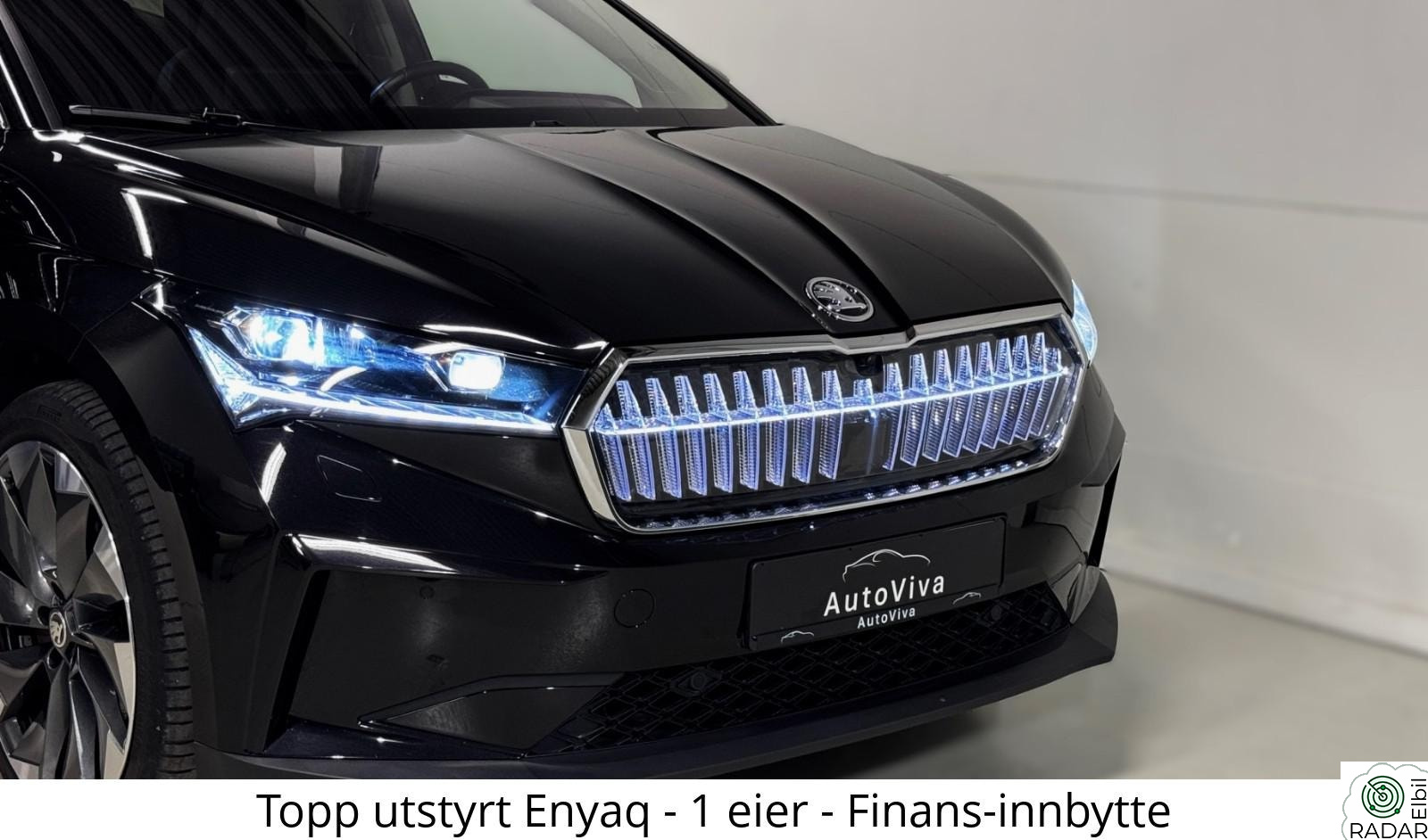 SKODA ENYAQ 80X iV80X Panorama Skinn Memory Matrix Head-up 360* Krok++