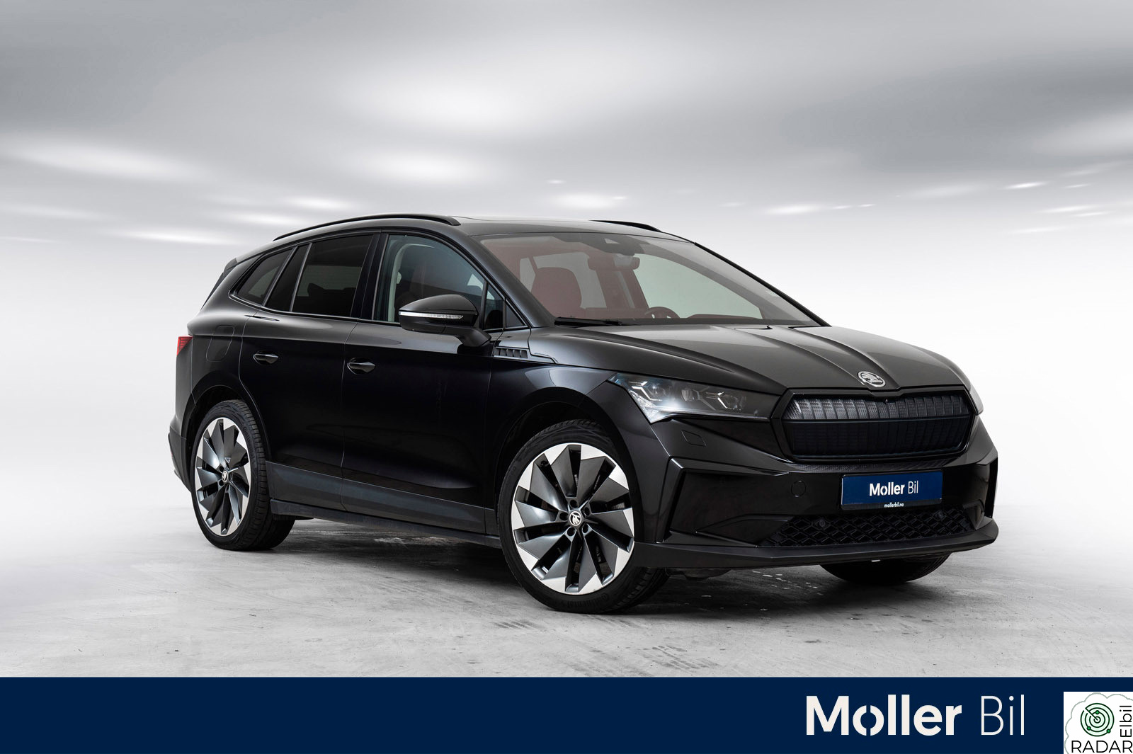 SKODA ENYAQ 80X iV80X Skinn-21"-Hengerfeste-DCC-Head Up-Marix-R.kamera