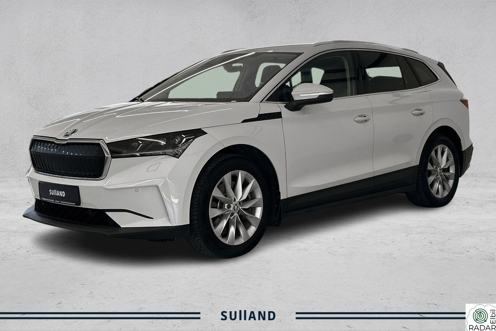 SKODA ENYAQ 80X iv 80x 360 kamera Hengerfeste el førerstol Delskinn