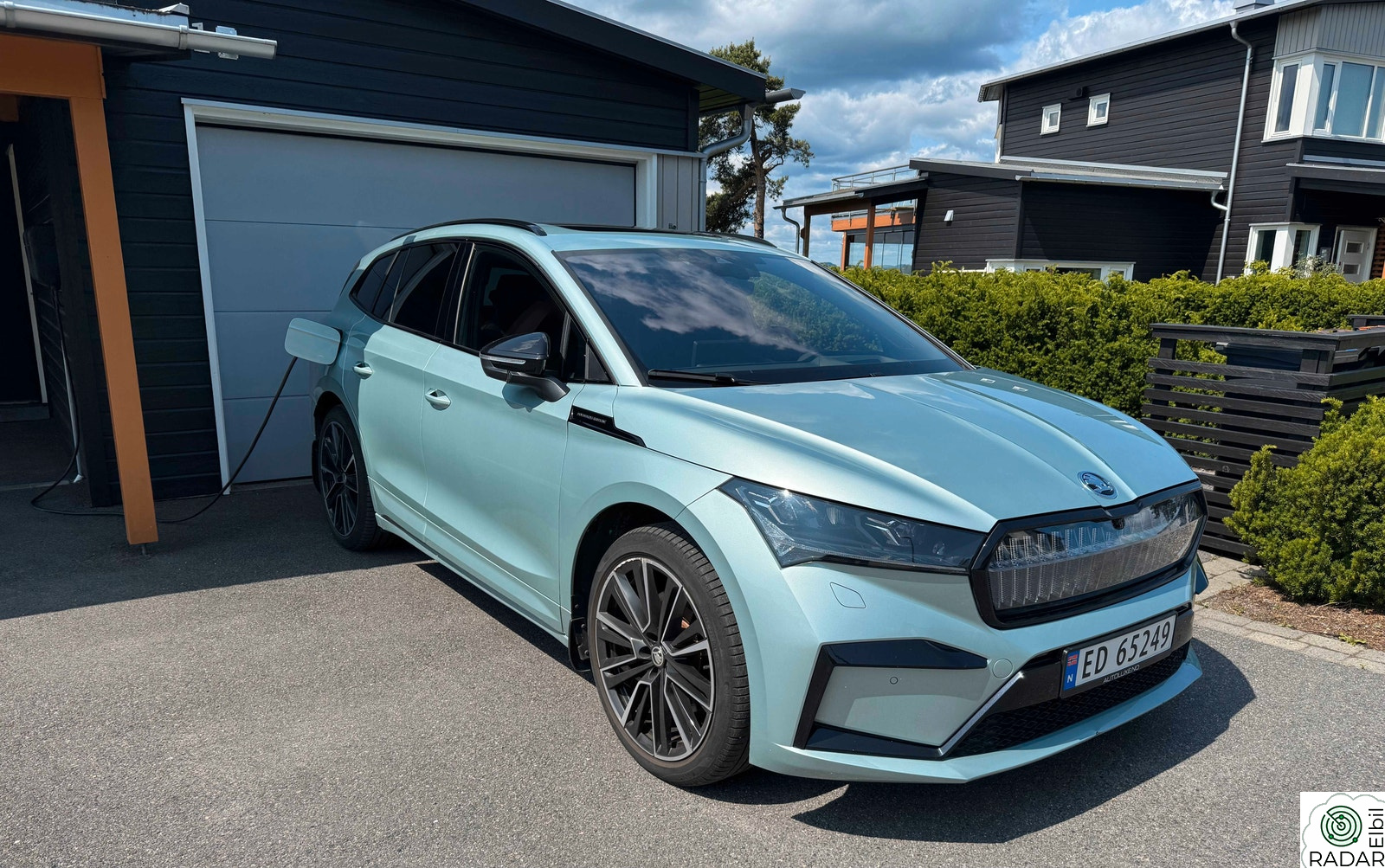 SKODA ENYAQ 80X iV80X Founders Edition (alt utstyr)