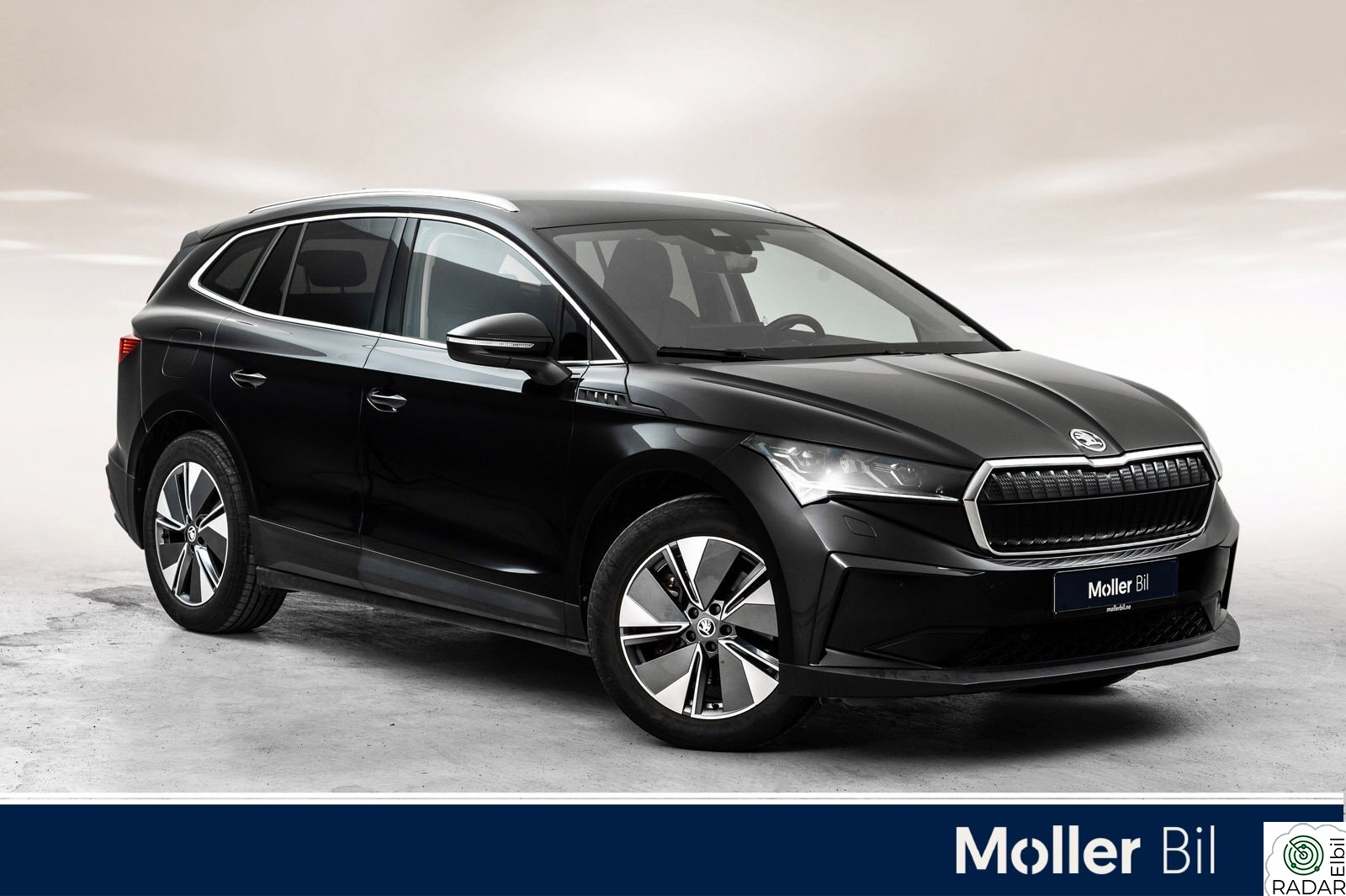 SKODA ENYAQ 80X iV 80x H.feste-Skinn-Matrix-Kessy-Ryggekamera-V.pumpe