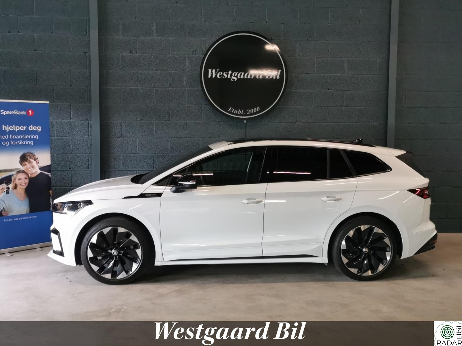 SKODA ENYAQ 80X IV80X SPORTLINE//KAMERA/HUD/ACC/PANO/MATRIX/KROK/LAV KM