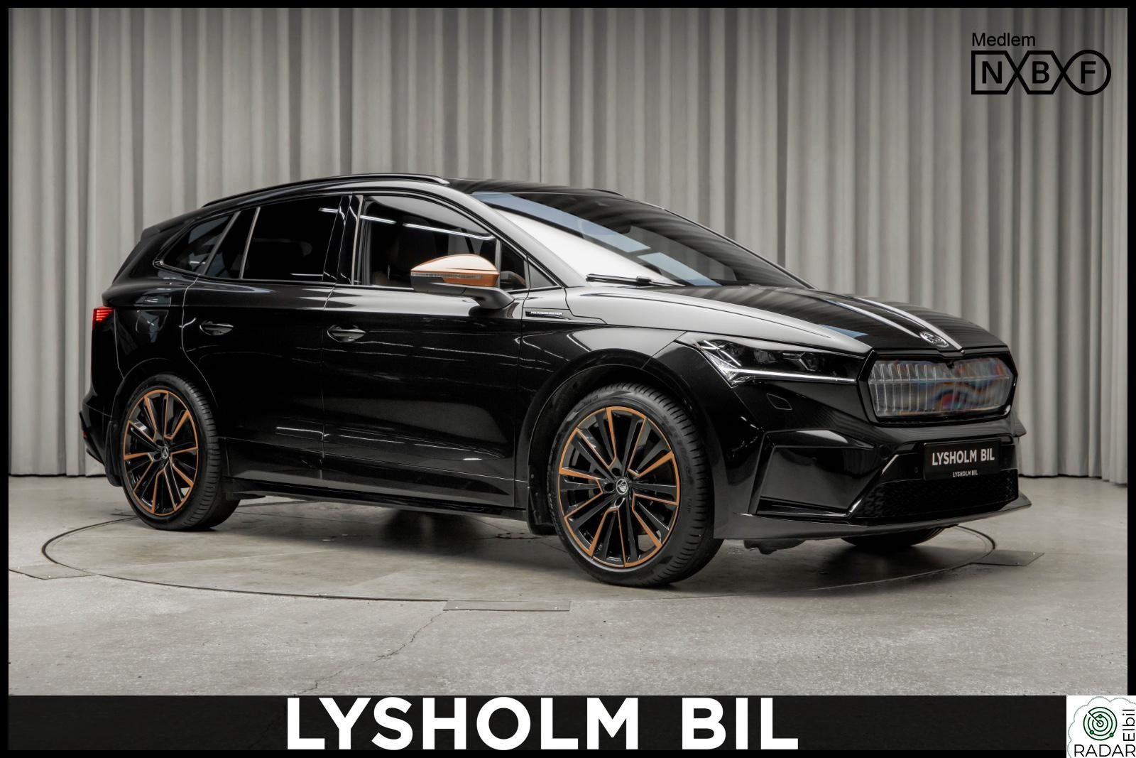 SKODA ENYAQ 80X iv 80X Founders Edition Krok/Crystal grill/HUD/Pano/DCC