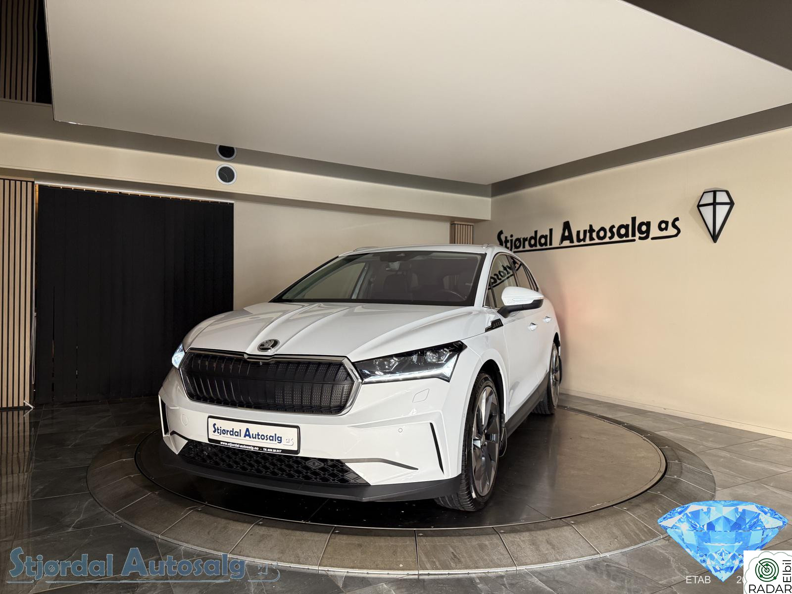 SKODA ENYAQ 80X iV80X/Suite/Skinn/Navi,Clima/Familie/Krok/Velhold/Norsk