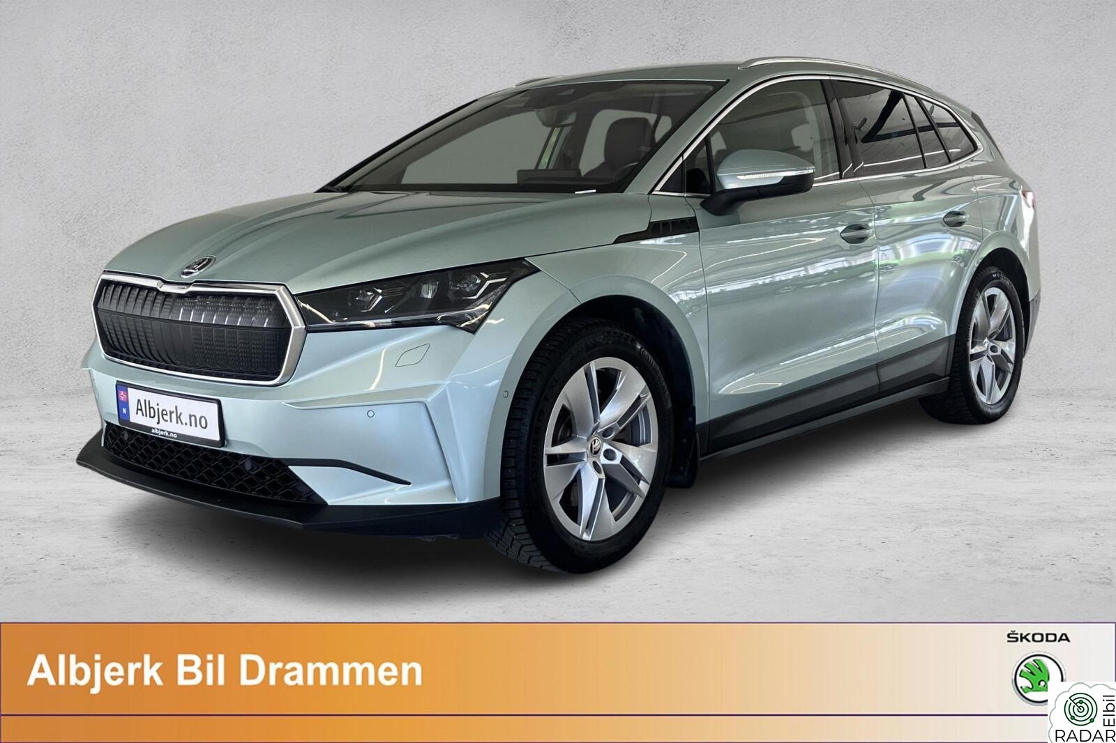 SKODA ENYAQ 80X iV 80X Head-Up El-Seter Hengerfeste Head-up R-kamera