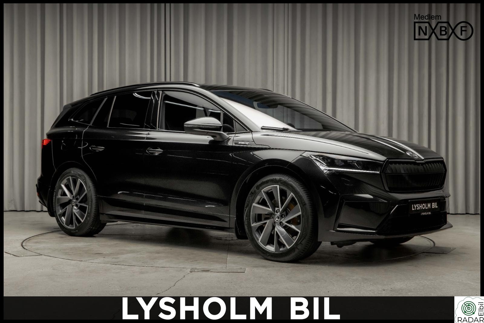 SKODA ENYAQ 80X iv80x Sportline/Krok/Matrix/Vpumpe/ACC/Solgardiner/Pano