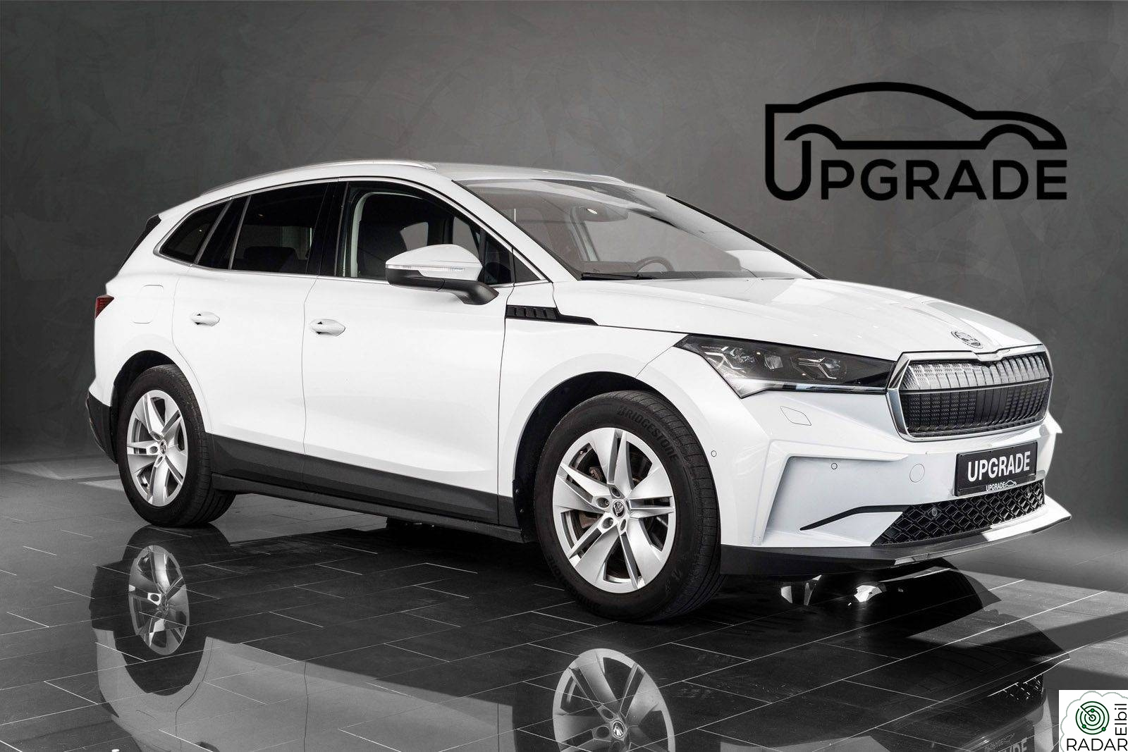 SKODA ENYAQ 80X AWD | 82kWh | Keyless | Krok | V.pumpe | R.kam | ACC