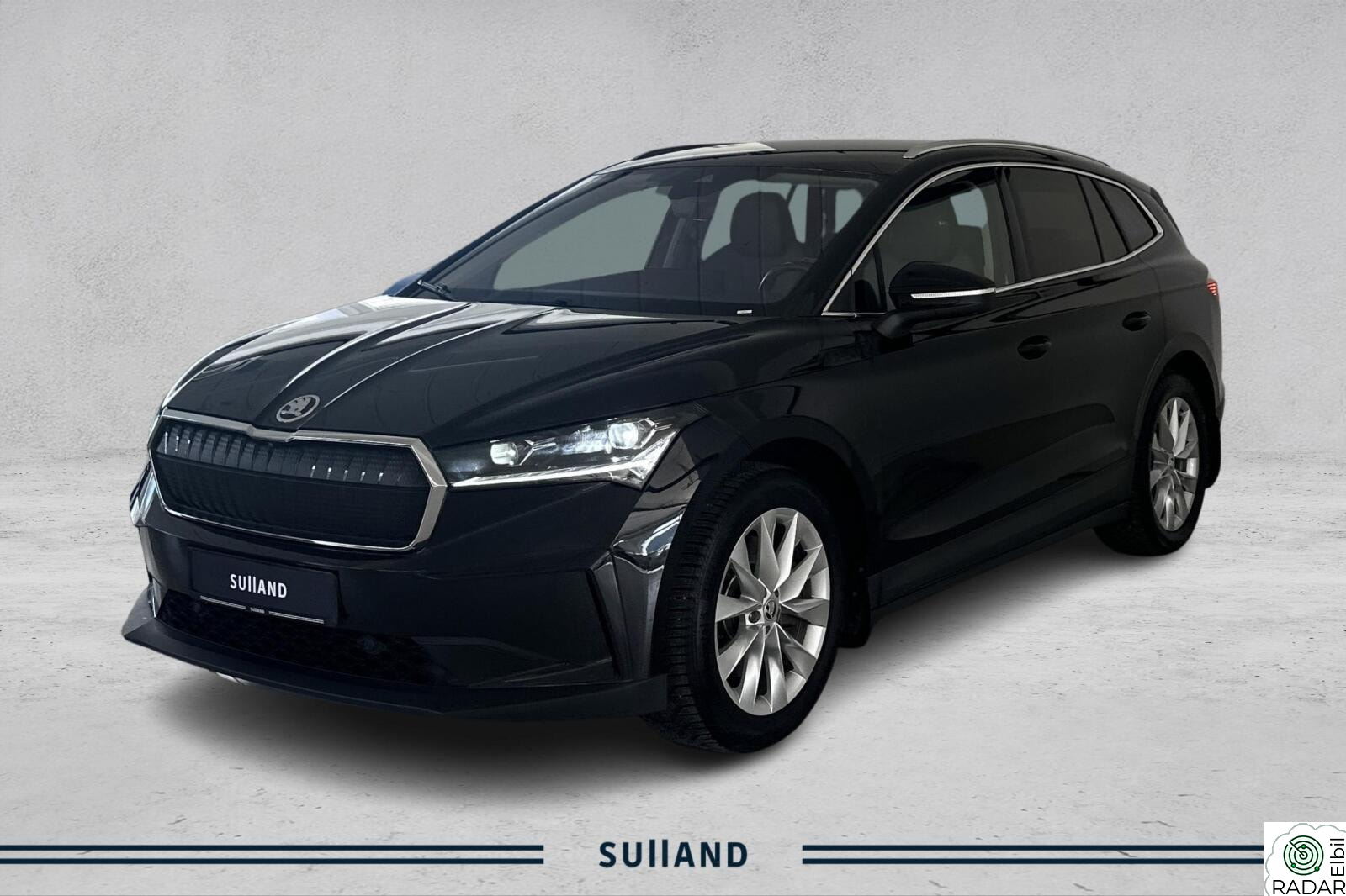 SKODA ENYAQ 80X iv 80X Matrix krok Rattvarme Memory 360 kamera