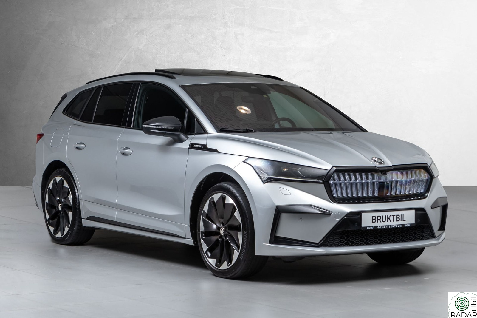 SKODA ENYAQ 80X Sportline-Krok-Glasstak