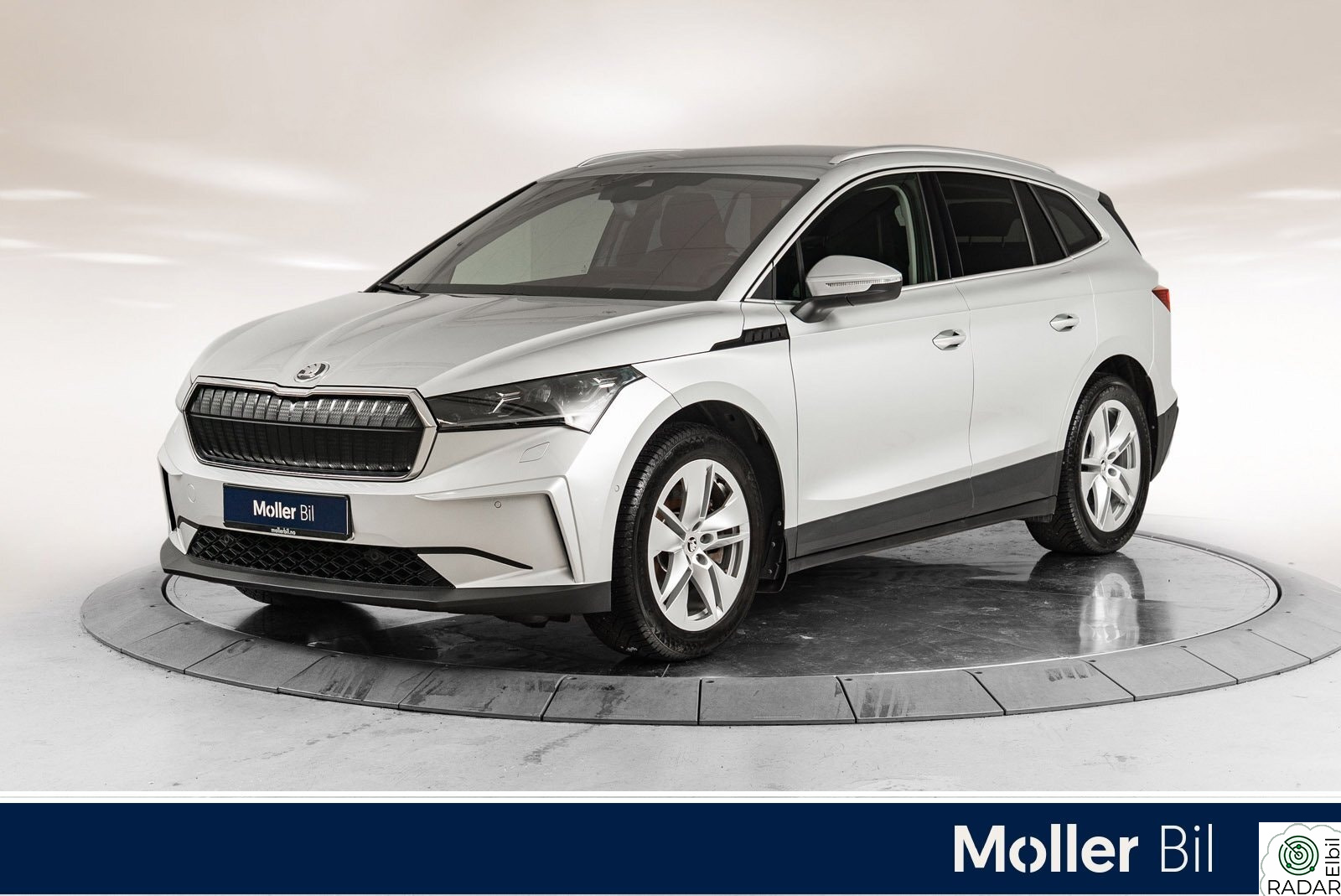 SKODA ENYAQ 80X iv 80x - 19", R.Kam, HUD, Matrix, Krok