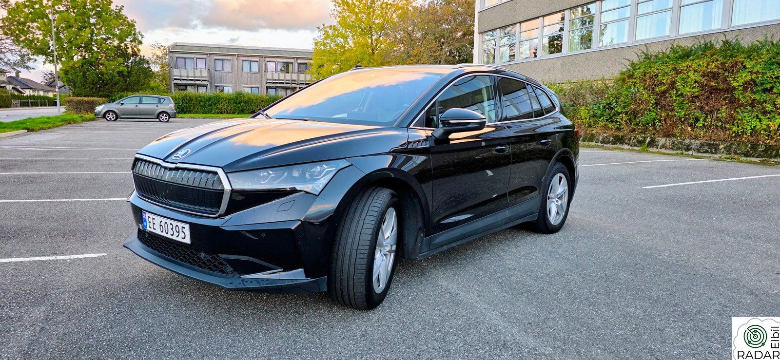 SKODA ENYAQ 80X iV80X | 4x4 | Hengerfeste | Vinterdekk |
