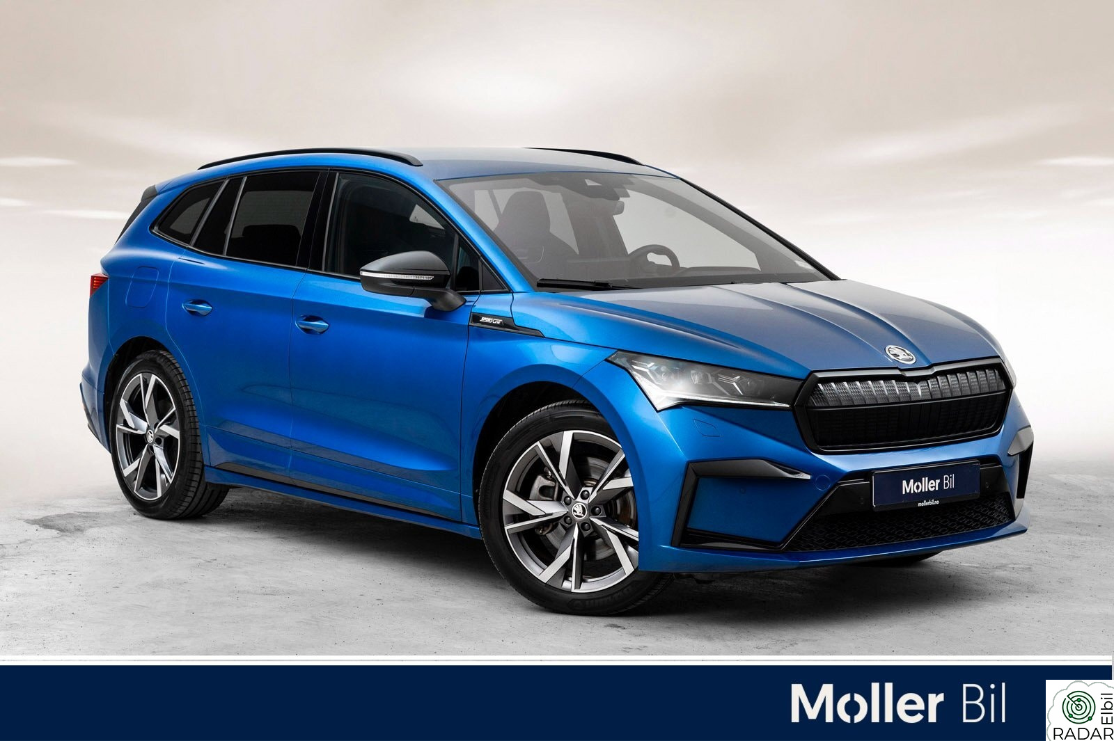 SKODA ENYAQ 80X iV80X Sportline Head Up-Hengerfeste-Canton-Ryggemkamera