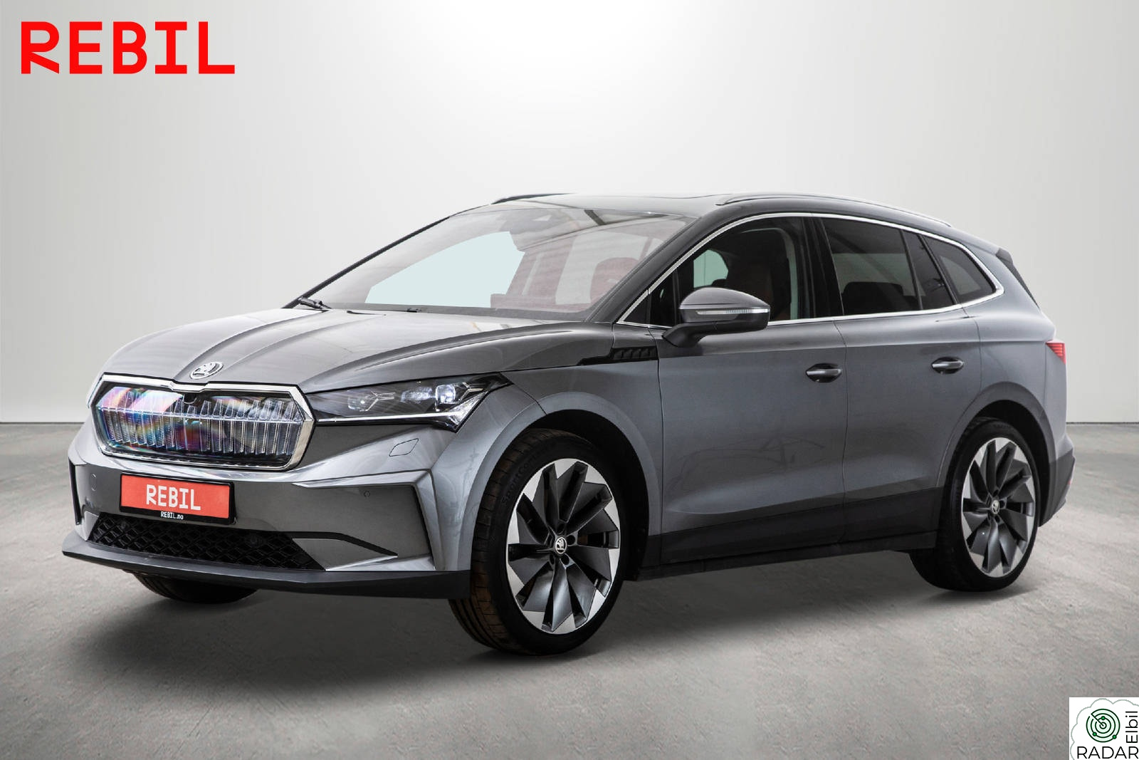 SKODA ENYAQ 80X 471km(WLTP)/AWD/Krok/Ecosuite/HUD/Pano/Memory/Rkam/Navi
