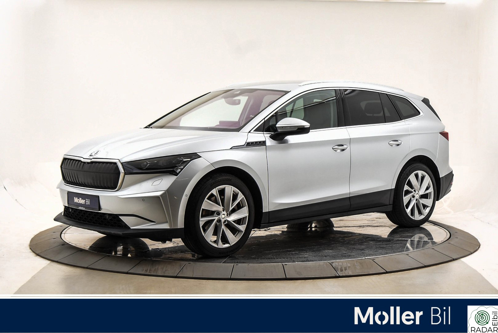 SKODA ENYAQ 80X iV 80X Krok/Skinn/HUD/Kamera/ El.Seter/Matrix/Navi/ACC