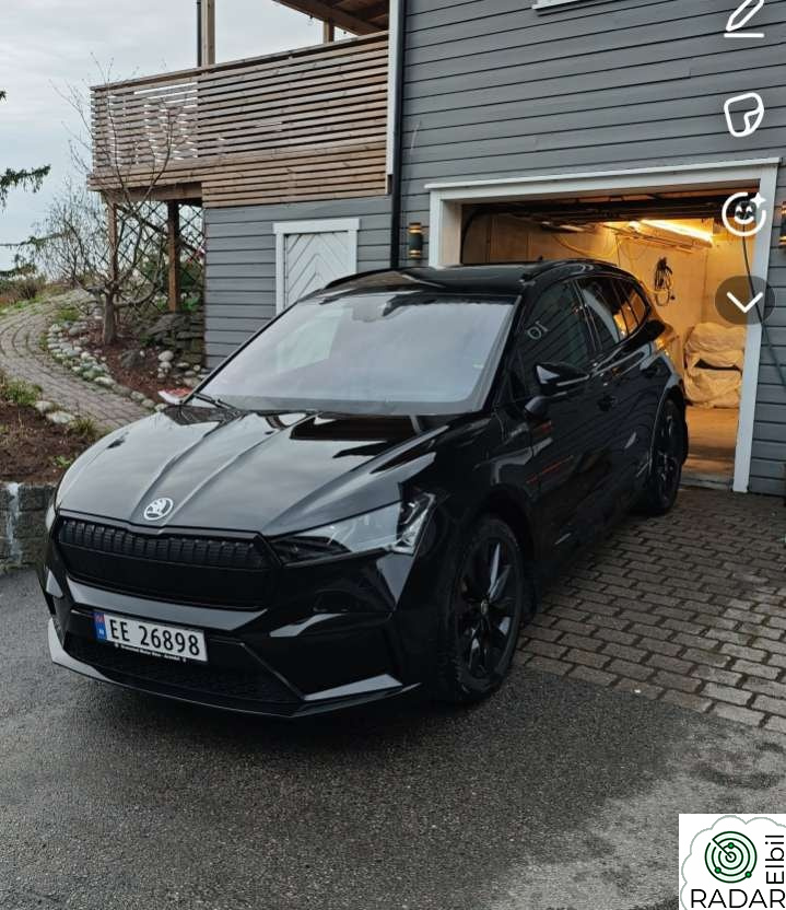 SKODA ENYAQ 80X iV80X Sportline