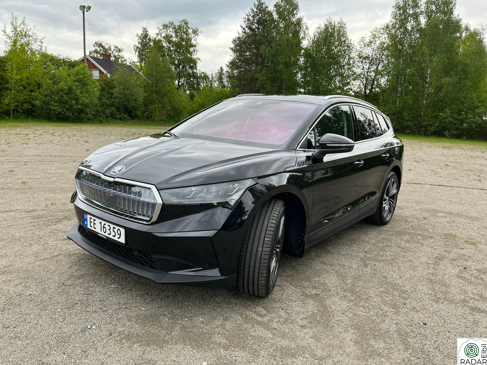 SKODA ENYAQ 80X iV80X | 1 eier | Krystall | Skinn | Pano | Ny service