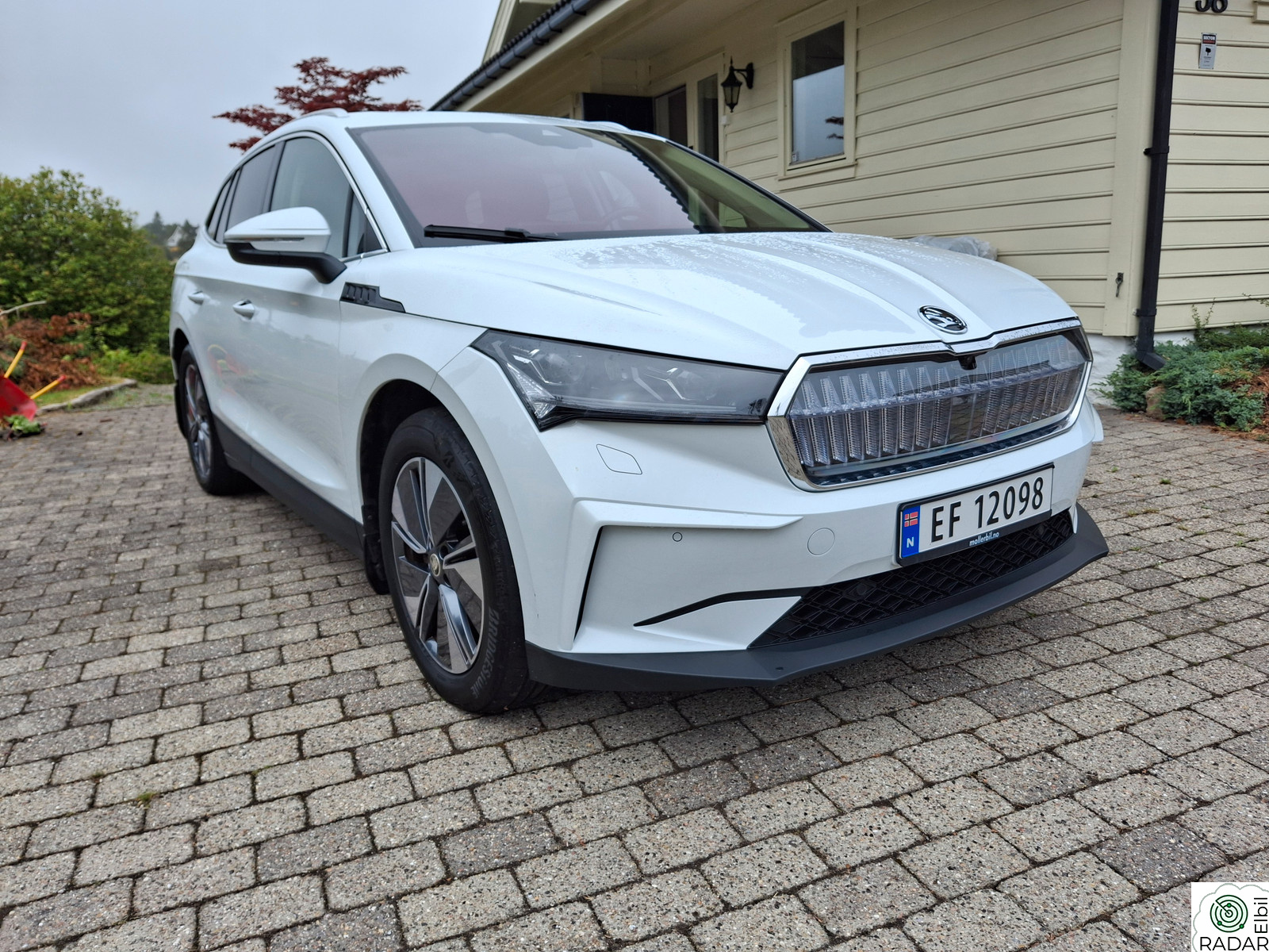 SKODA ENYAQ 80X iV80X -  Full utstyrspakke og serviceavtale