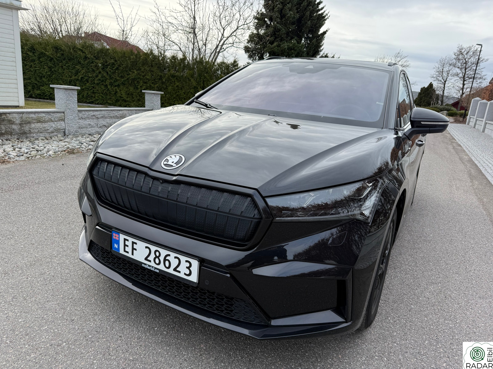 SKODA ENYAQ 80X iV80X Sportline, KROK, PANO, KOMFORTSETE