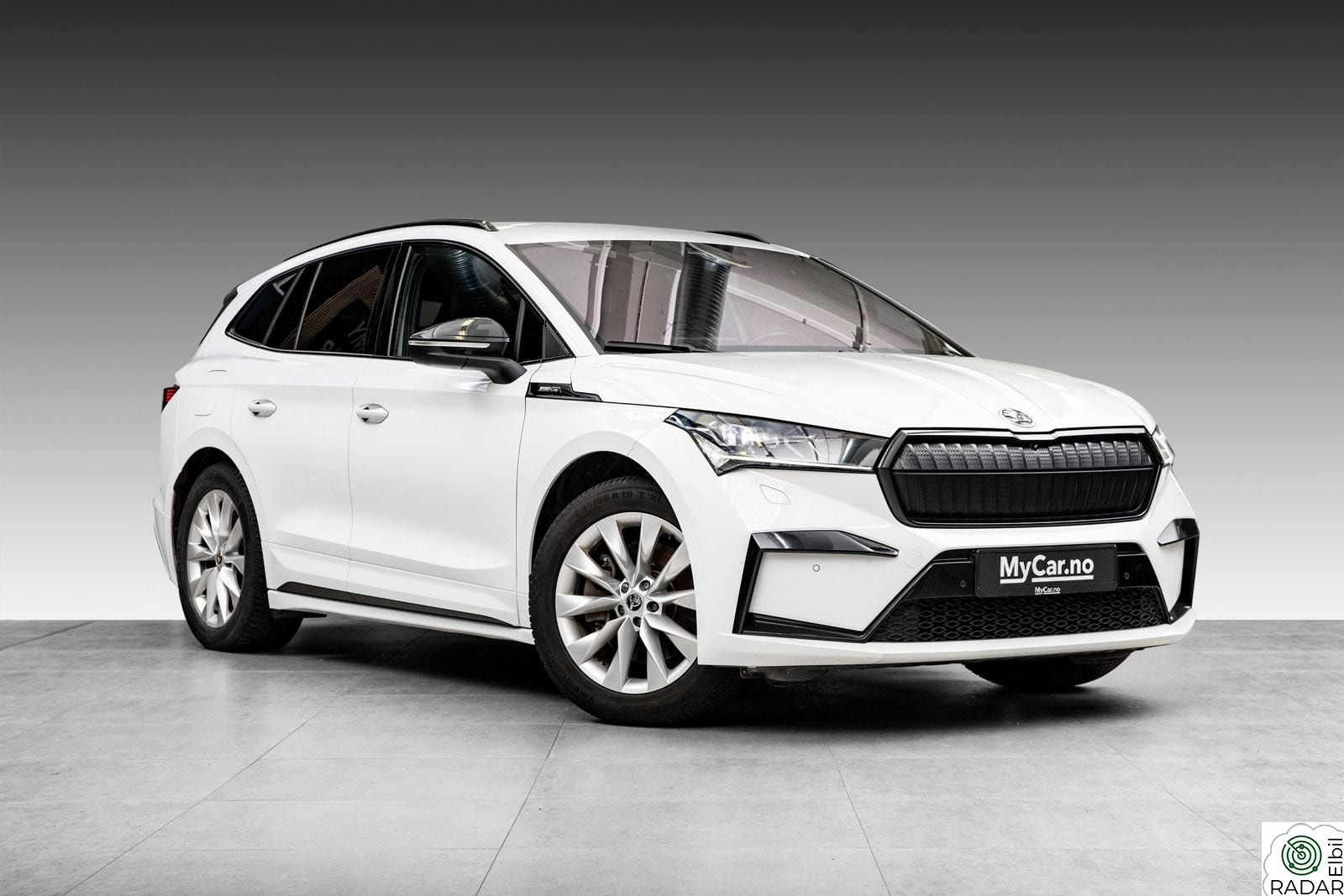SKODA ENYAQ 80X iV80X Sportline /KROK/ACC/HUD/LED/SPORTSETER/360/