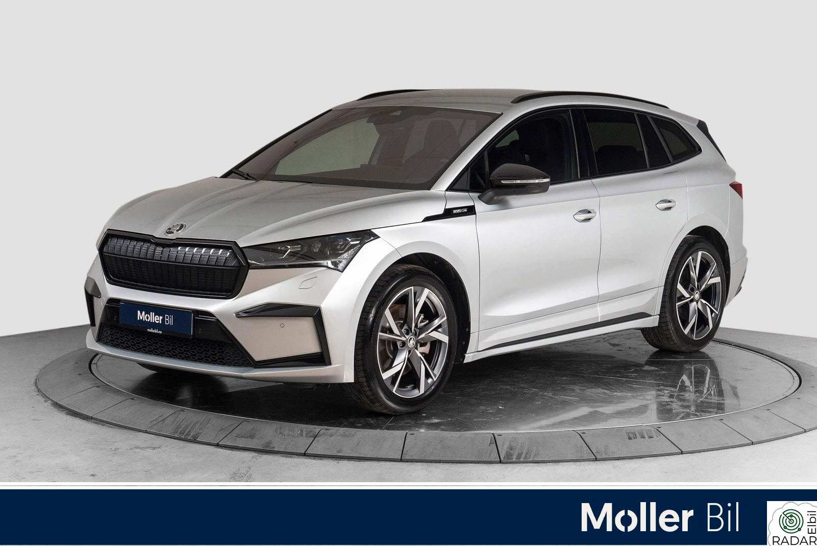 SKODA ENYAQ 85X 85x Sportline - R.kam, ACC, Matrix, Krok, Navi, Kessy