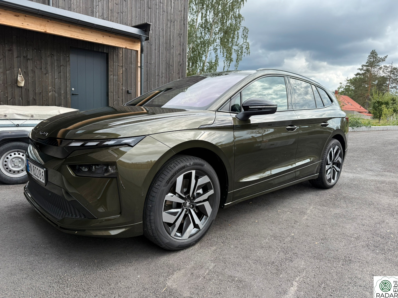 SKODA ENYAQ 85X 85x Sportline // Maxx // Hengerfeste // Vinterhjul