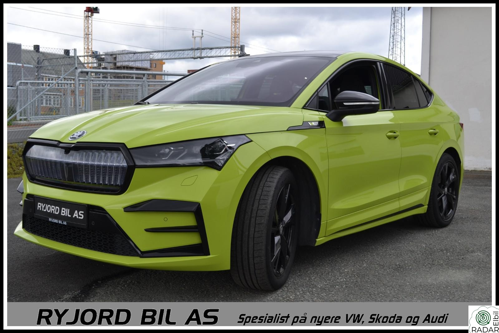 SKODA ENYAQ RS 80X Panorama Canton Krok Head Up Adaptiv Cruise