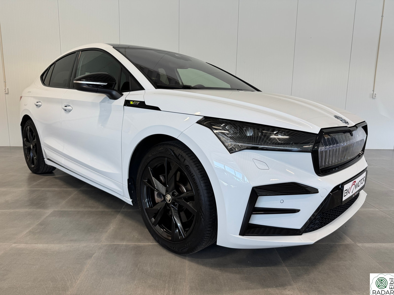 SKODA ENYAQ RS 80X /ACC/HUD/ Canton/ Krok/ LED Matrix/ Suite/ Panorama