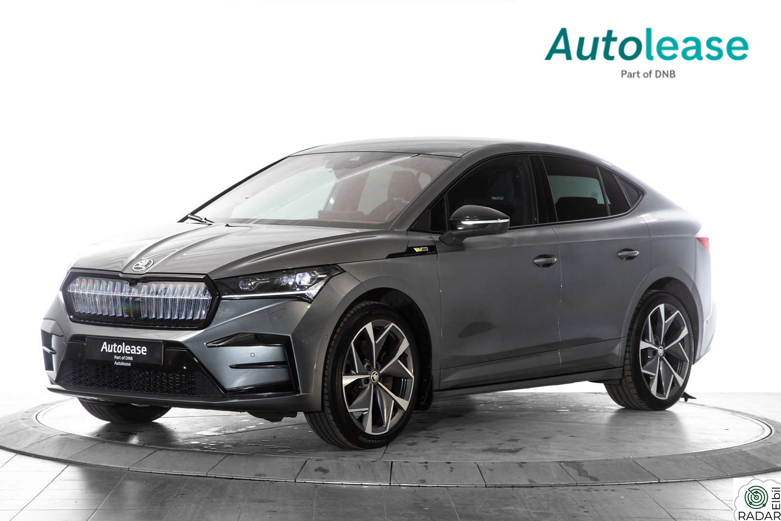 SKODA ENYAQ RS RS 80X Coupe 77kWh, Maxx pakke Krok Matrix +++++,