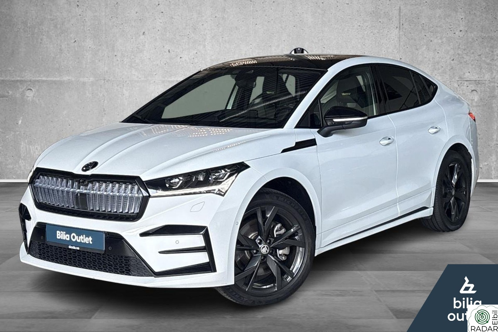 SKODA ENYAQ RS VRS iV 4WD Massasje Panorama Hengerfeste+++