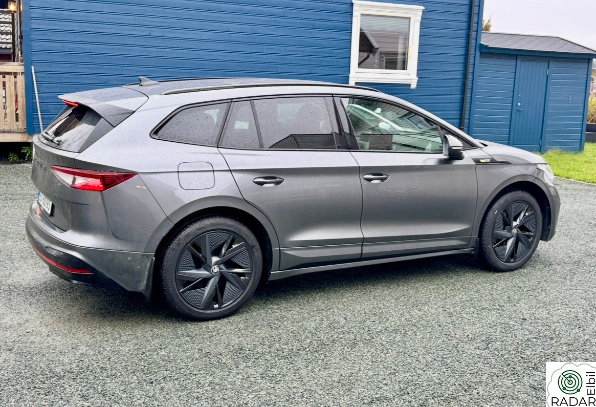 SKODA ENYAQ RS 85x